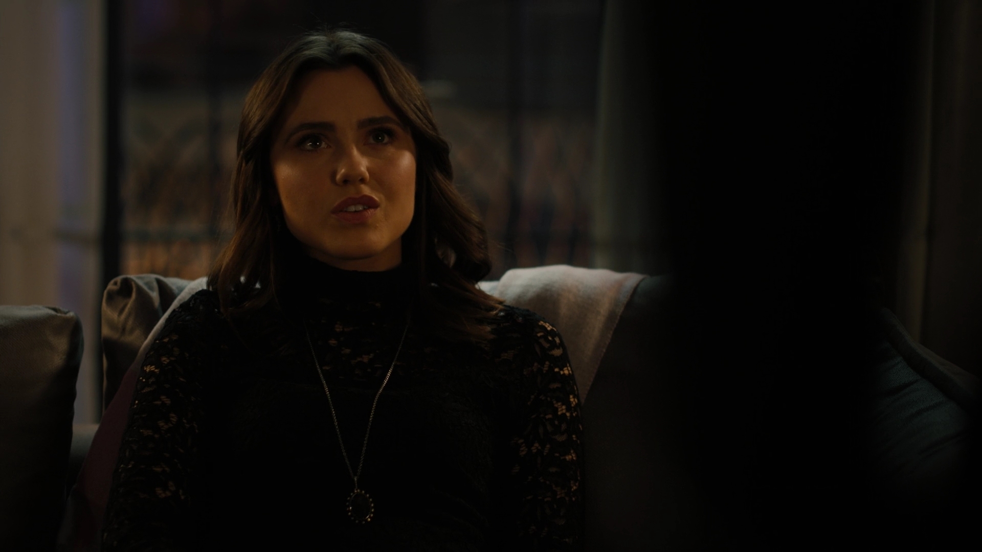 Charmed-Online-dot-nl_Charmed2x10CurseWords1243.jpg Charmed-Online-dot-nl_Charmed2x10CurseWords1243.jpg