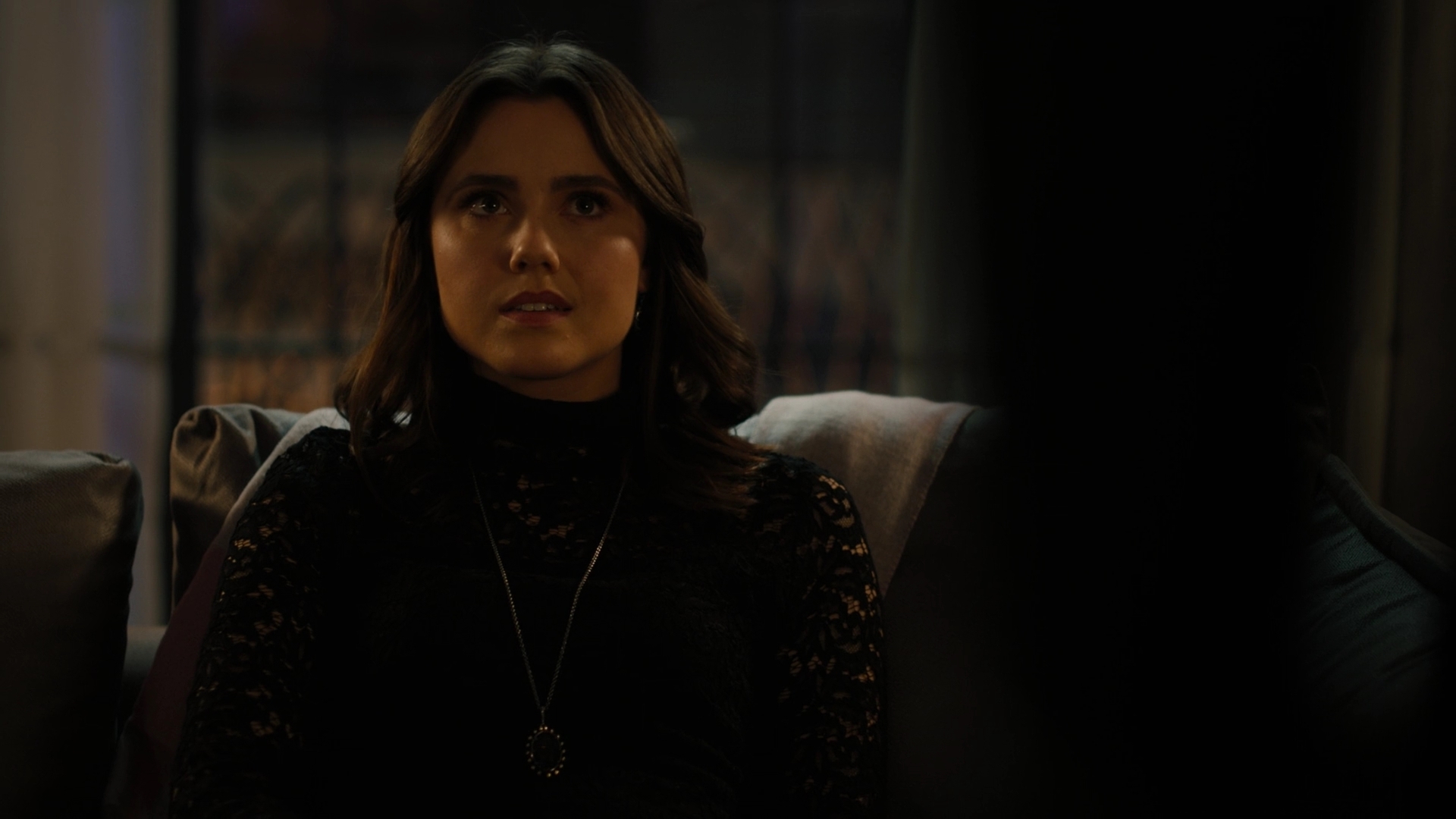 Charmed-Online-dot-nl_Charmed2x10CurseWords1250.jpg Charmed-Online-dot-nl_Charmed2x10CurseWords1250.jpg