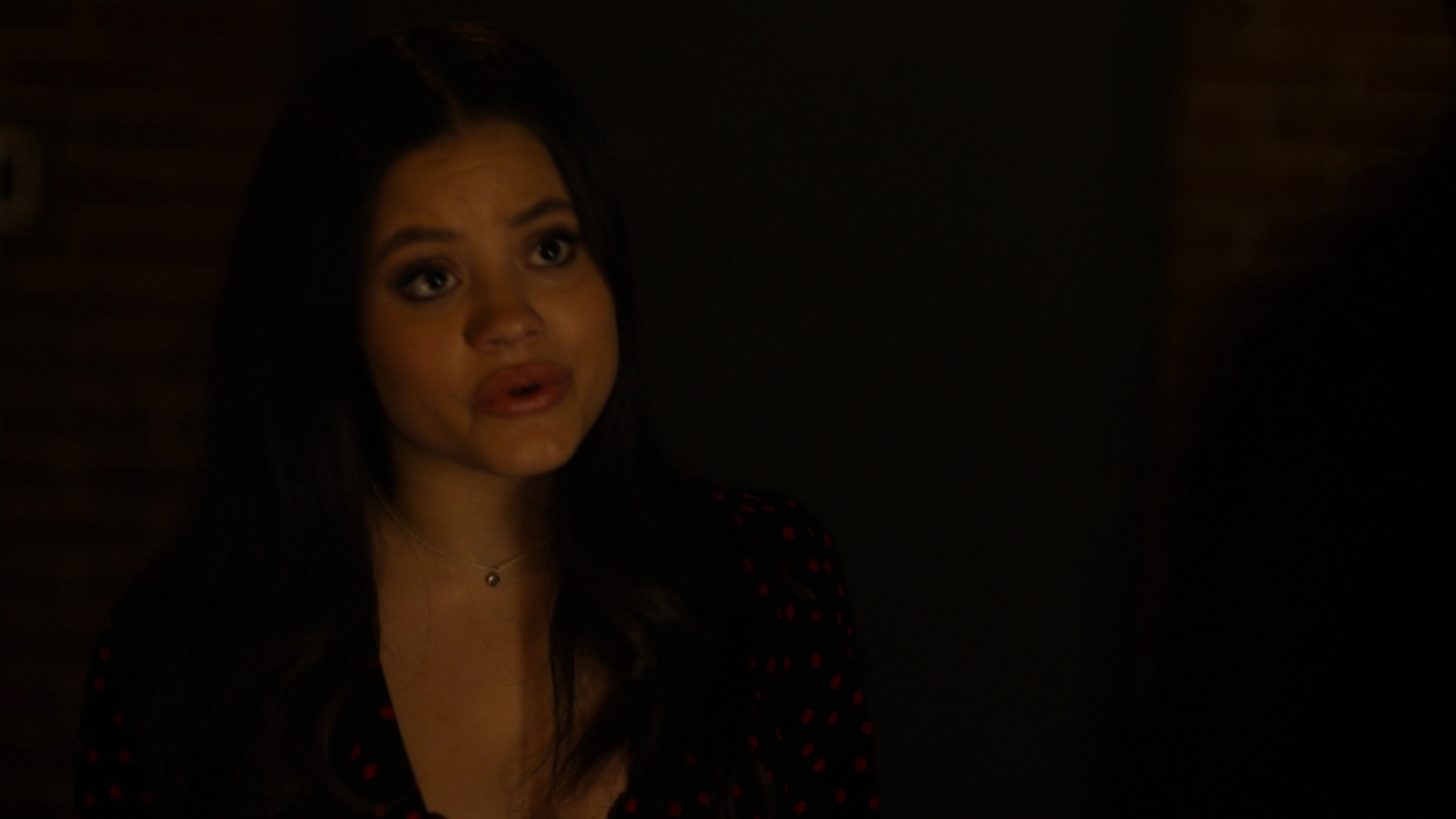 Charmed-Online-dot-nl_Charmed2x10CurseWords1670.jpg