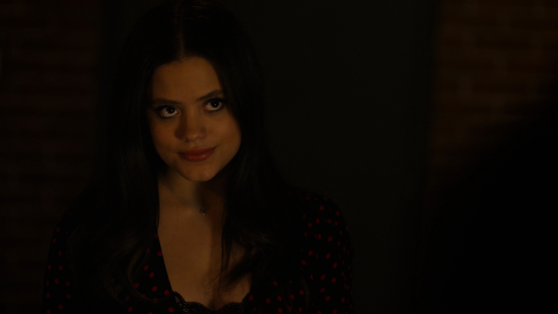 Charmed-Online-dot-nl_Charmed2x10CurseWords1676.jpg Charmed-Online-dot-nl_Charmed2x10CurseWords1676.jpg