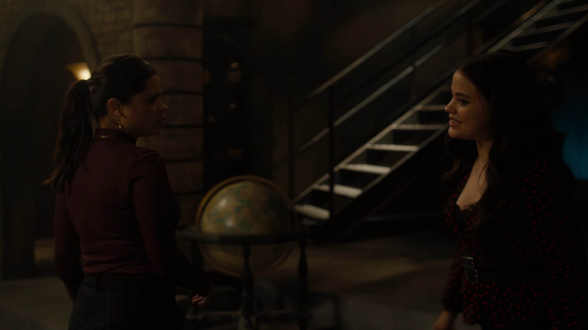 Charmed-Online-dot-nl_Charmed2x10CurseWords1833.jpg