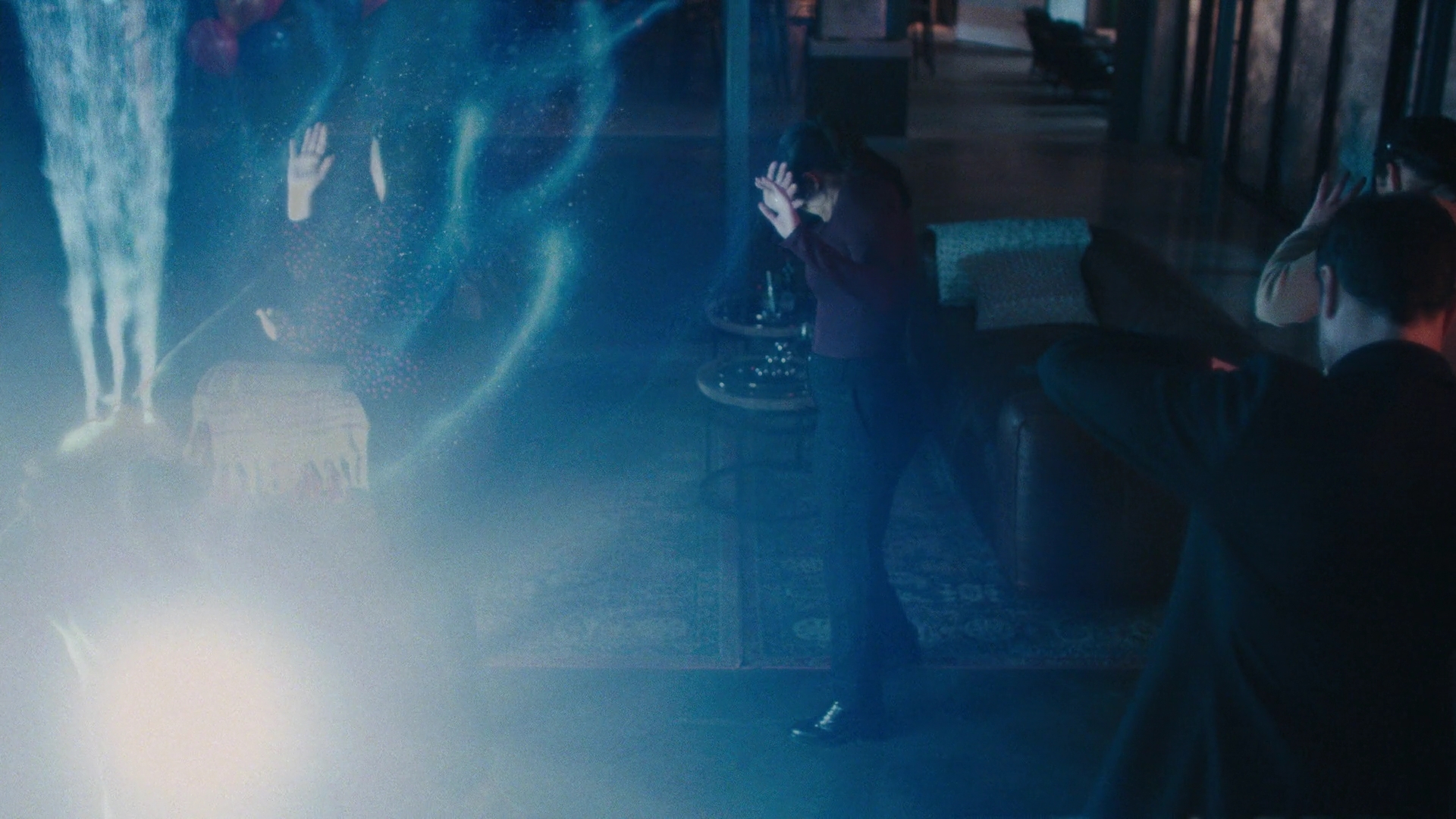 Charmed-Online-dot-nl_Charmed2x10CurseWords2035.jpg