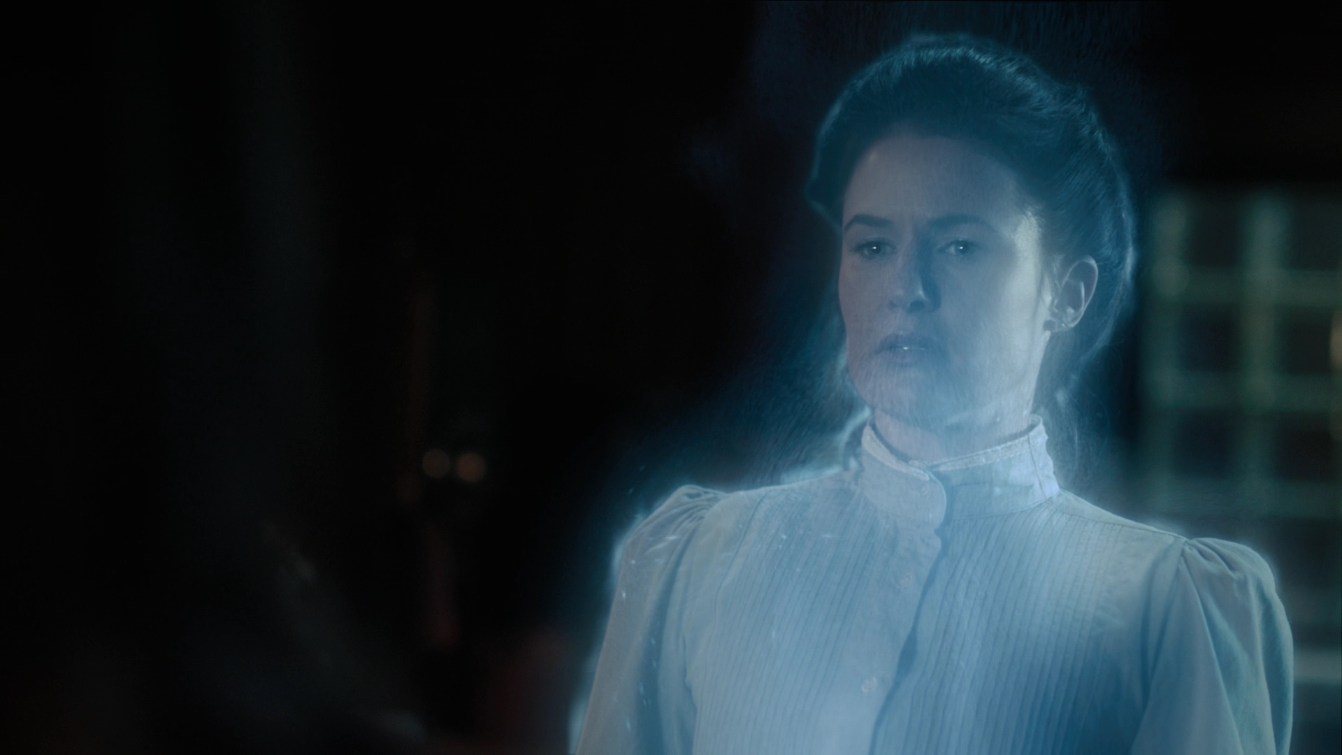Charmed-Online-dot-nl_Charmed2x10CurseWords2060.jpg