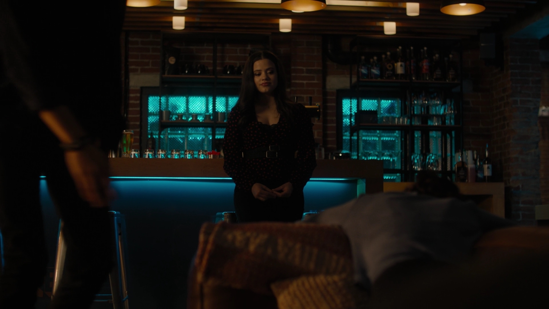 Charmed-Online-dot-nl_Charmed2x10CurseWords2202.jpg