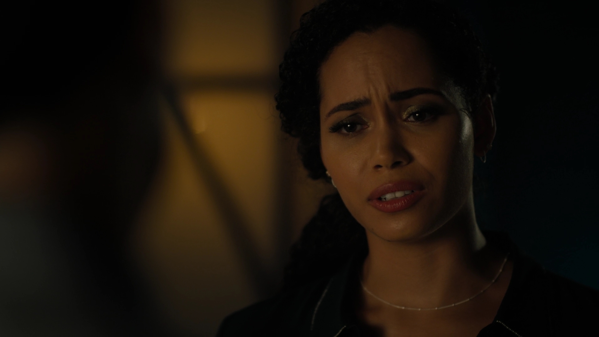 Charmed-Online-dot-nl_Charmed2x10CurseWords2254.jpg