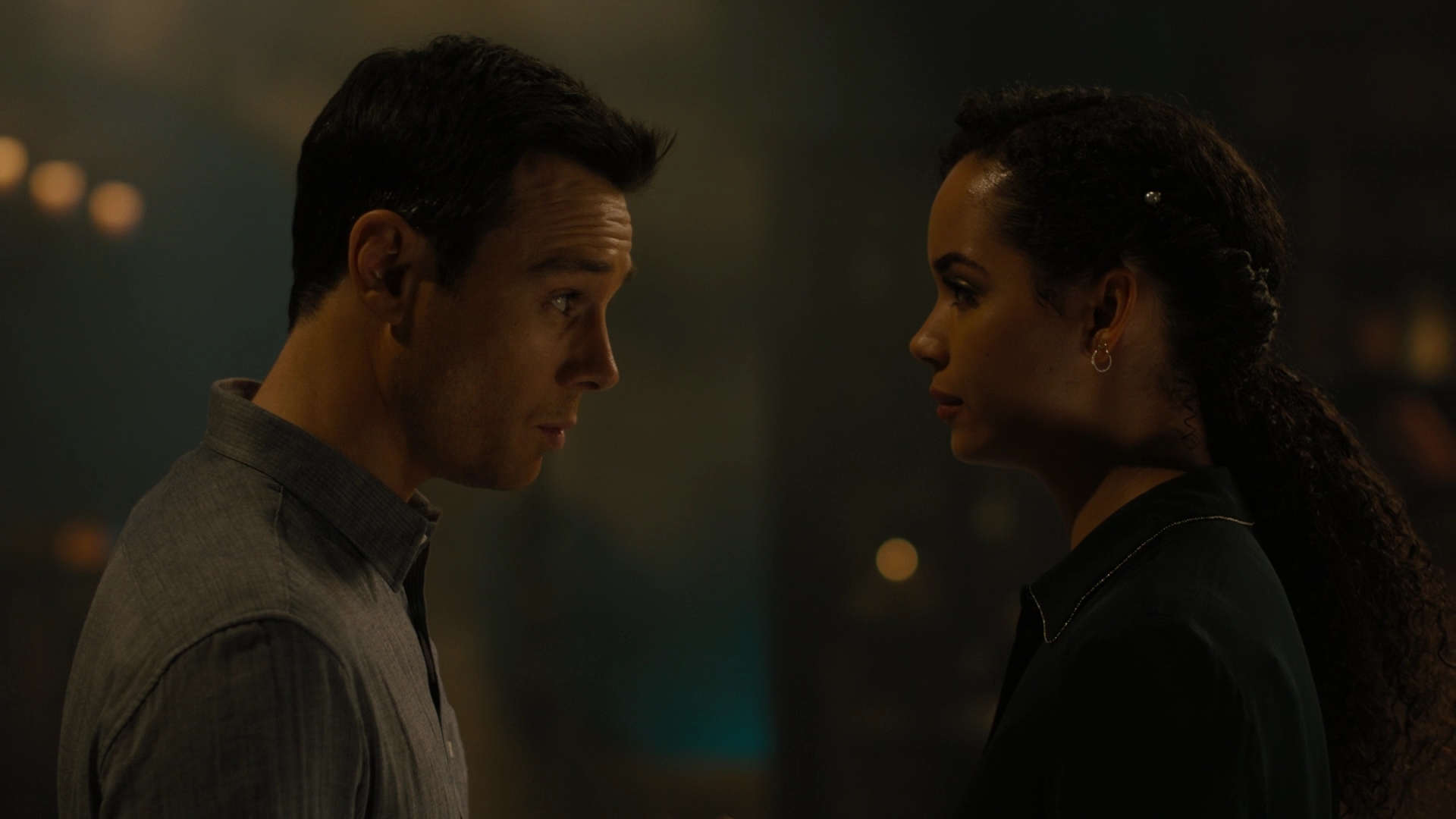 Charmed-Online-dot-nl_Charmed2x10CurseWords2291.jpg Charmed-Online-dot-nl_Charmed2x10CurseWords2291.jpg