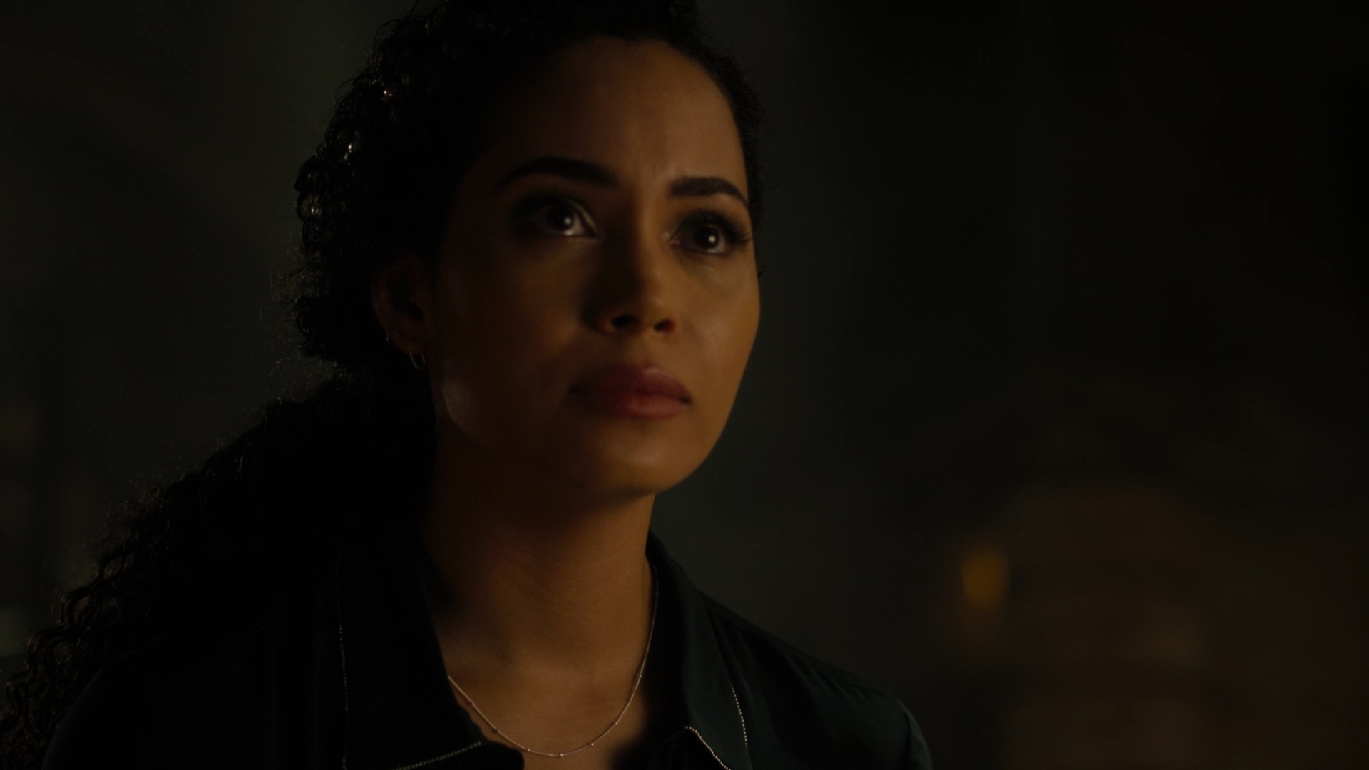 Charmed-Online-dot-nl_Charmed2x10CurseWords2345.jpg