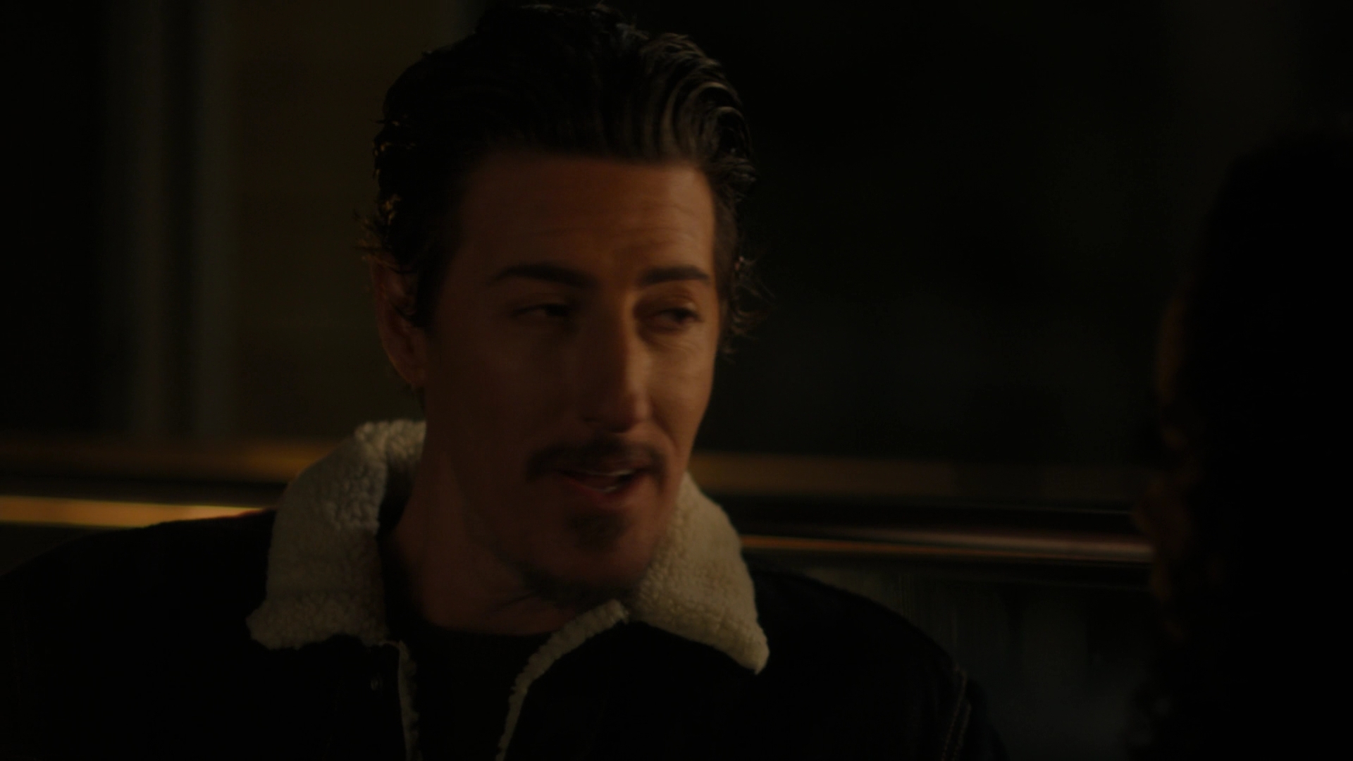 Charmed-Online-dot-nl_Charmed2x11DanceLikeNoOneIsWitching0038.jpg