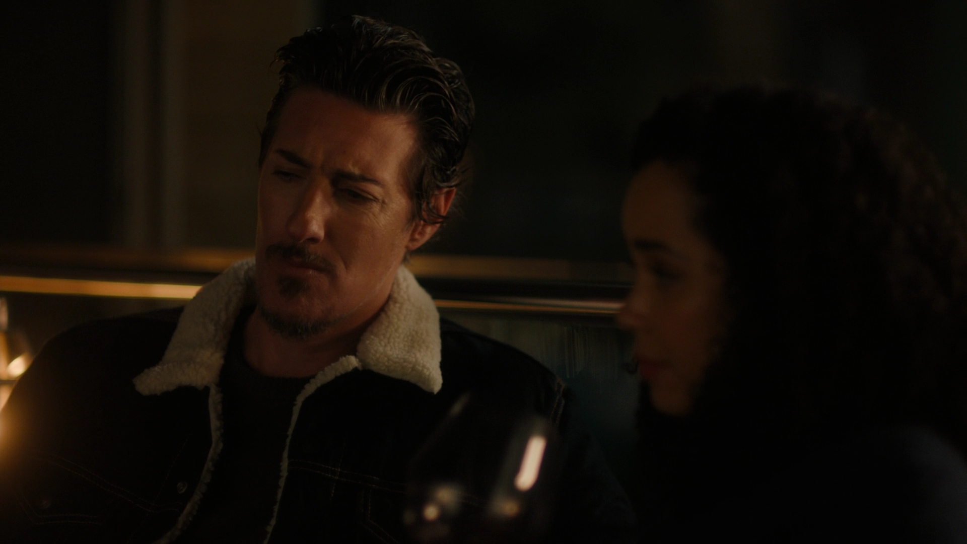 Charmed-Online-dot-nl_Charmed2x11DanceLikeNoOneIsWitching0066.jpg