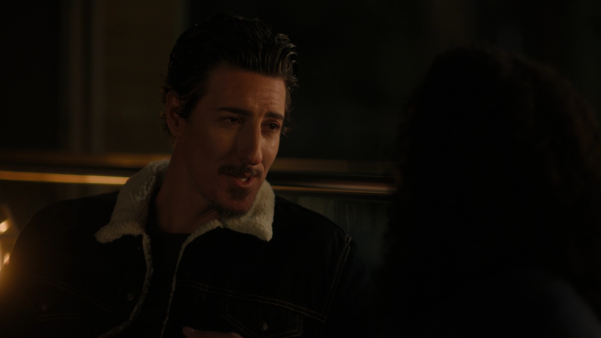 Charmed-Online-dot-nl_Charmed2x11DanceLikeNoOneIsWitching0147.jpg