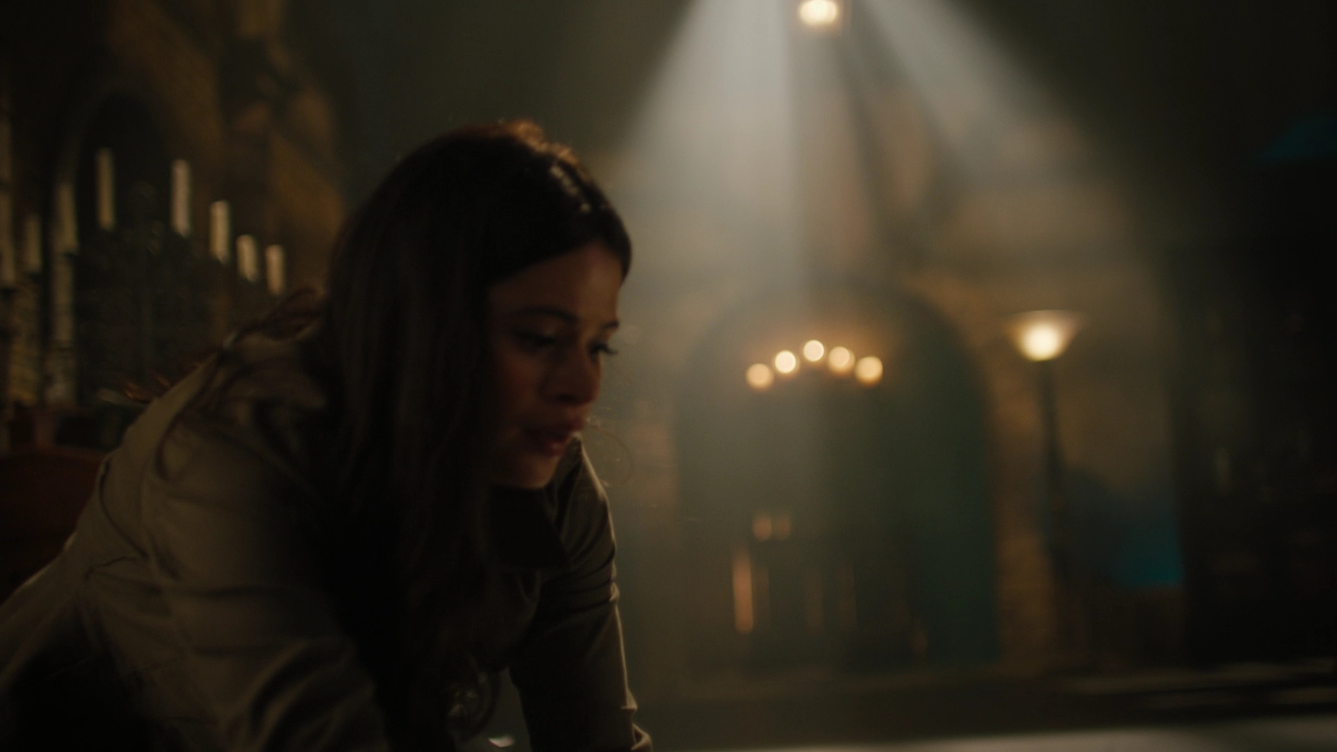 Charmed-Online-dot-nl_Charmed2x11DanceLikeNoOneIsWitching0280.jpg