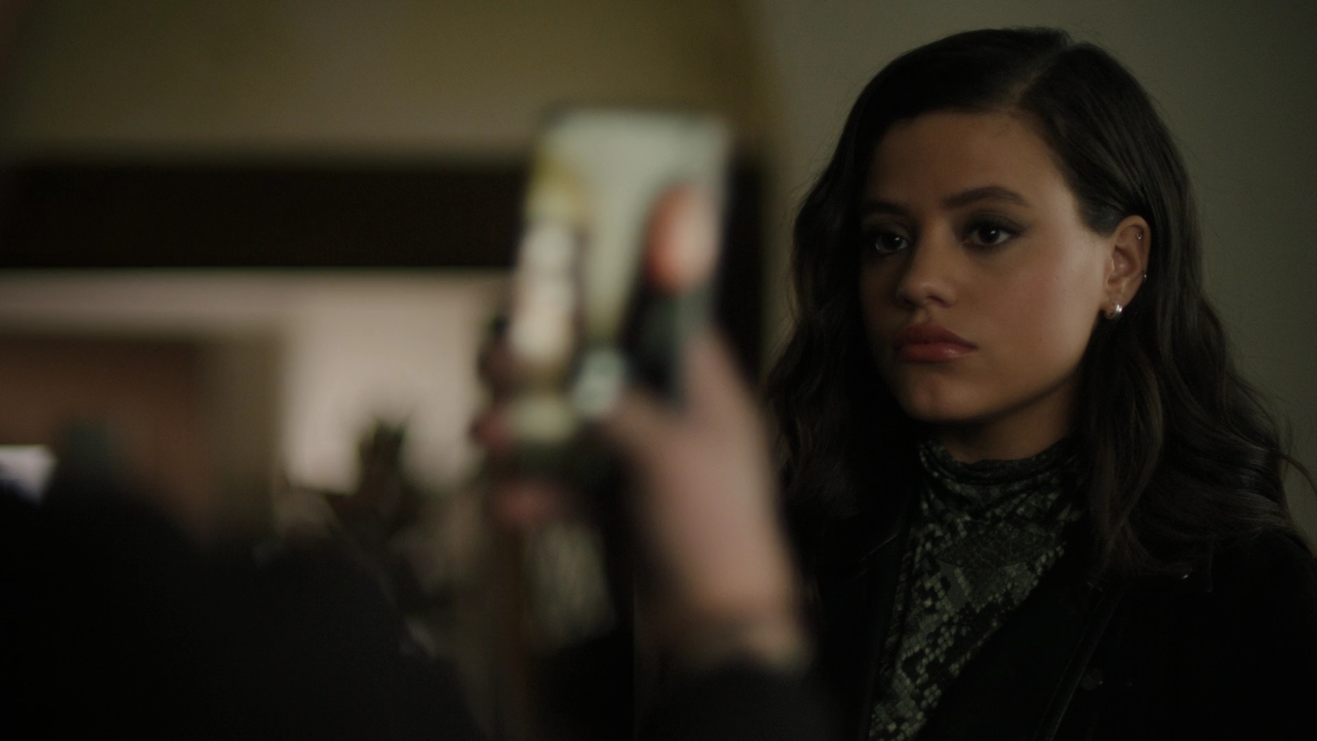 Charmed-Online-dot-nl_Charmed2x11DanceLikeNoOneIsWitching0494.jpg Charmed-Online-dot-nl_Charmed2x11DanceLikeNoOneIsWitching0494.jpg