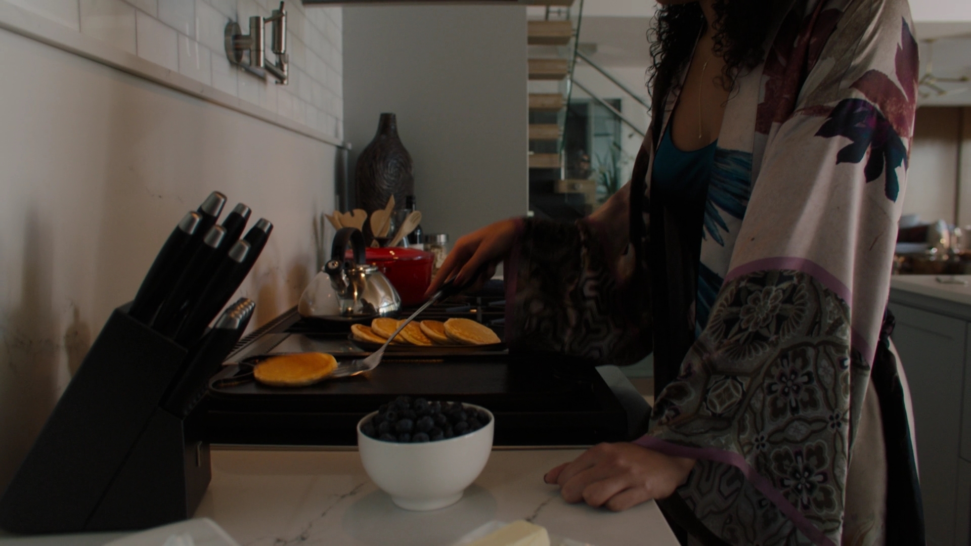 Charmed-Online-dot-nl_Charmed2x11DanceLikeNoOneIsWitching0583.jpg