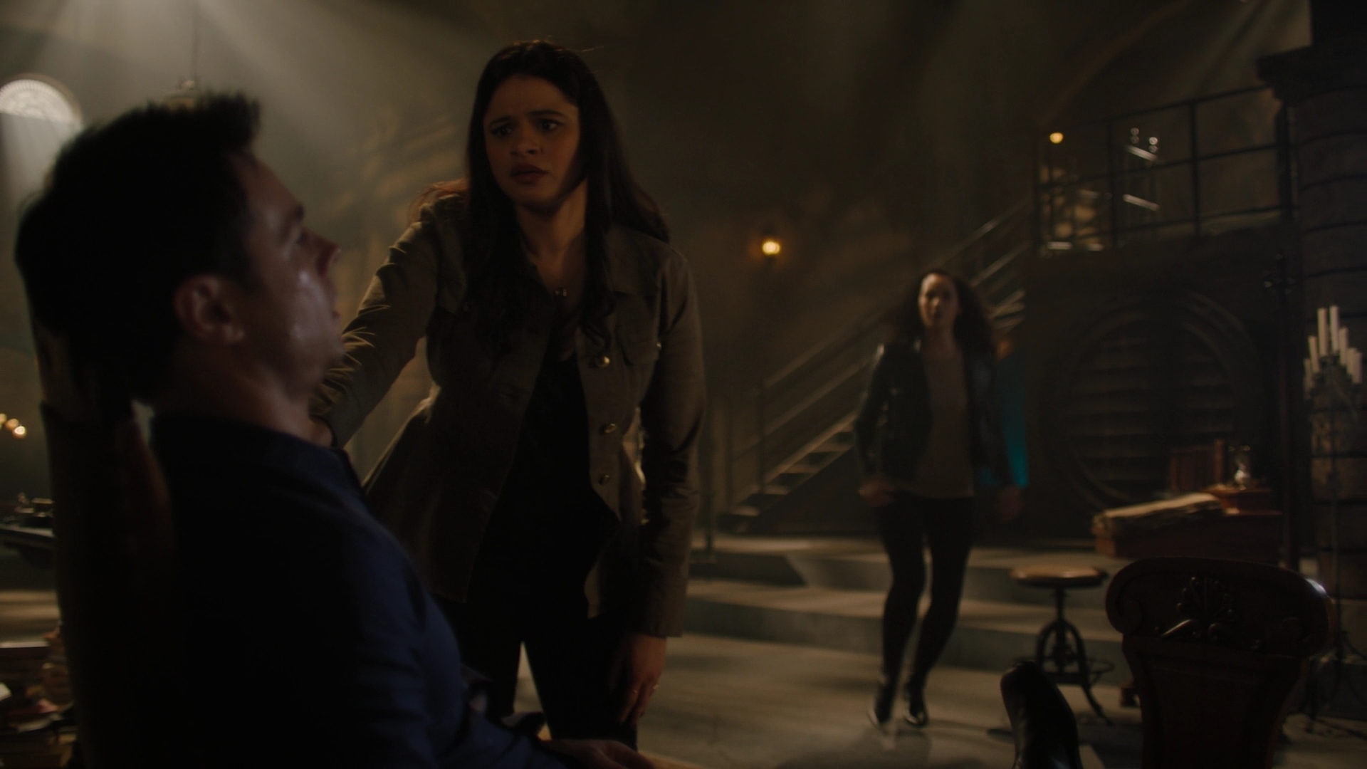 Charmed-Online-dot-nl_Charmed2x11DanceLikeNoOneIsWitching0721.jpg