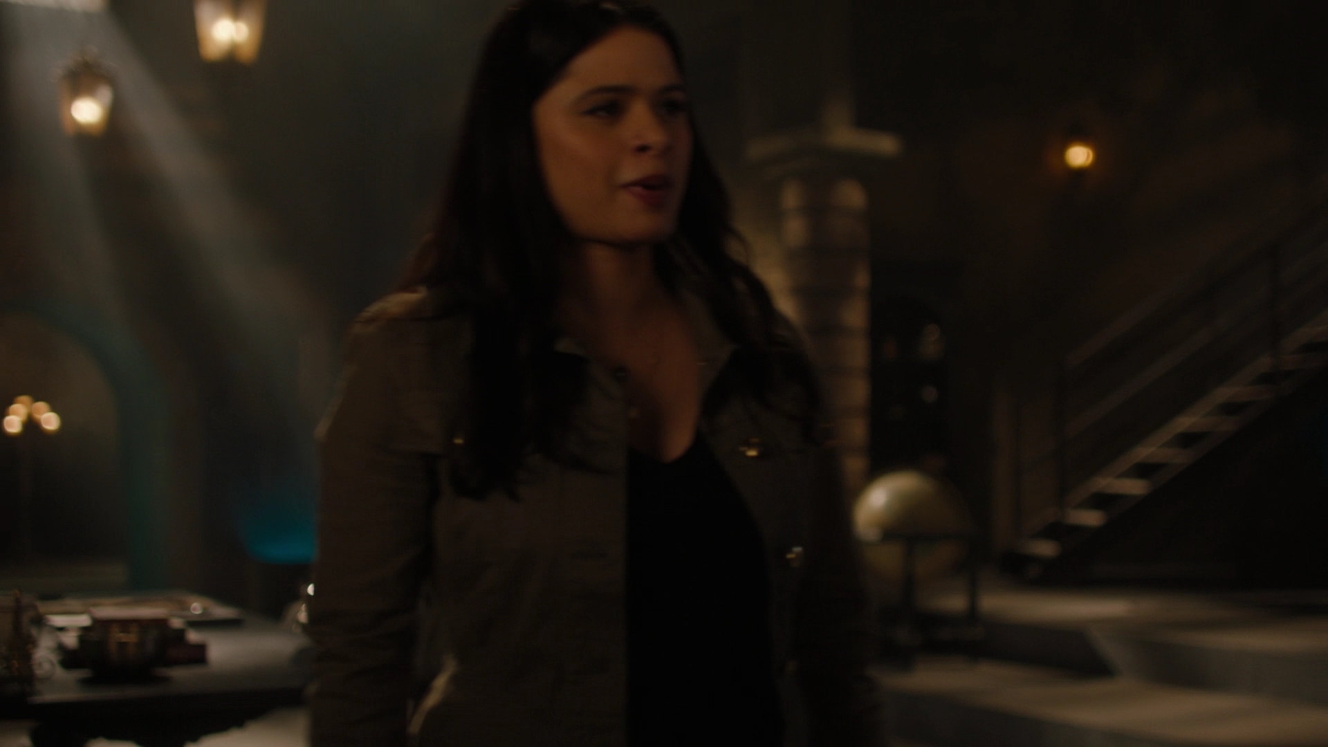 Charmed-Online-dot-nl_Charmed2x11DanceLikeNoOneIsWitching0725.jpg