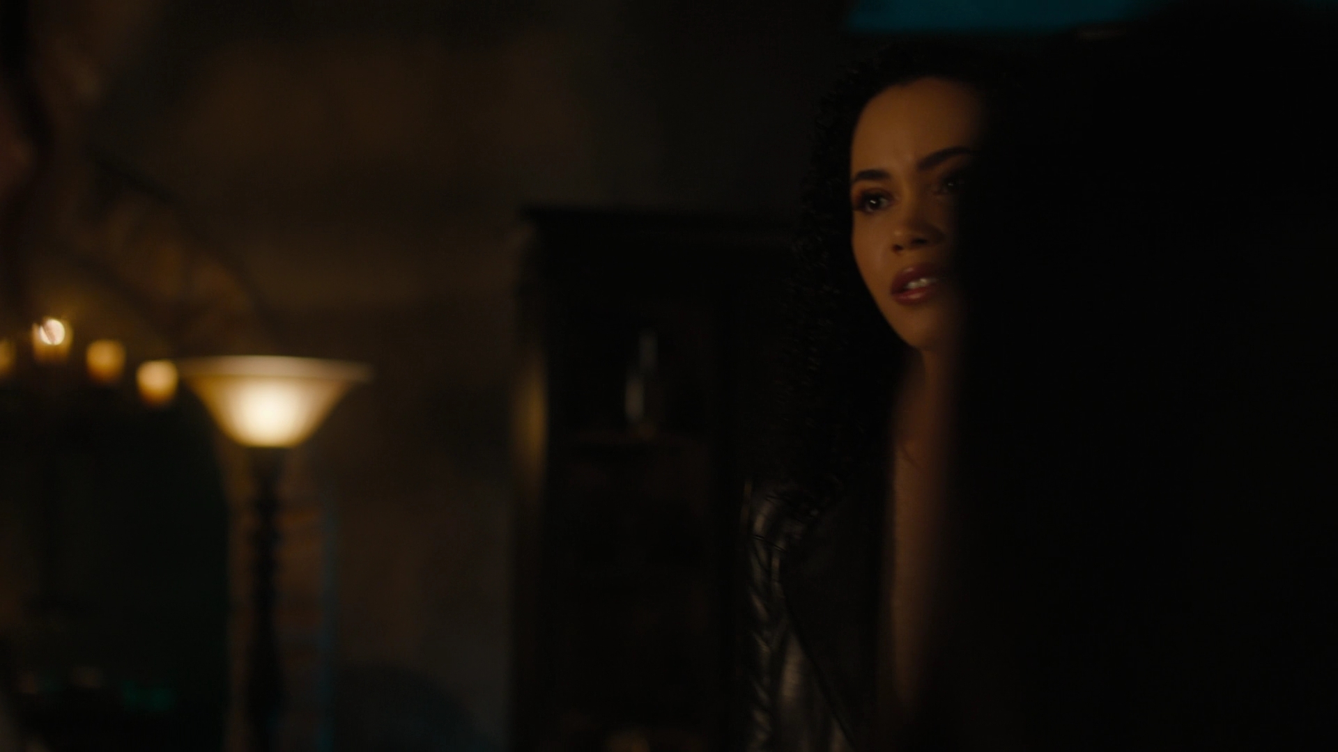Charmed-Online-dot-nl_Charmed2x11DanceLikeNoOneIsWitching0740.jpg