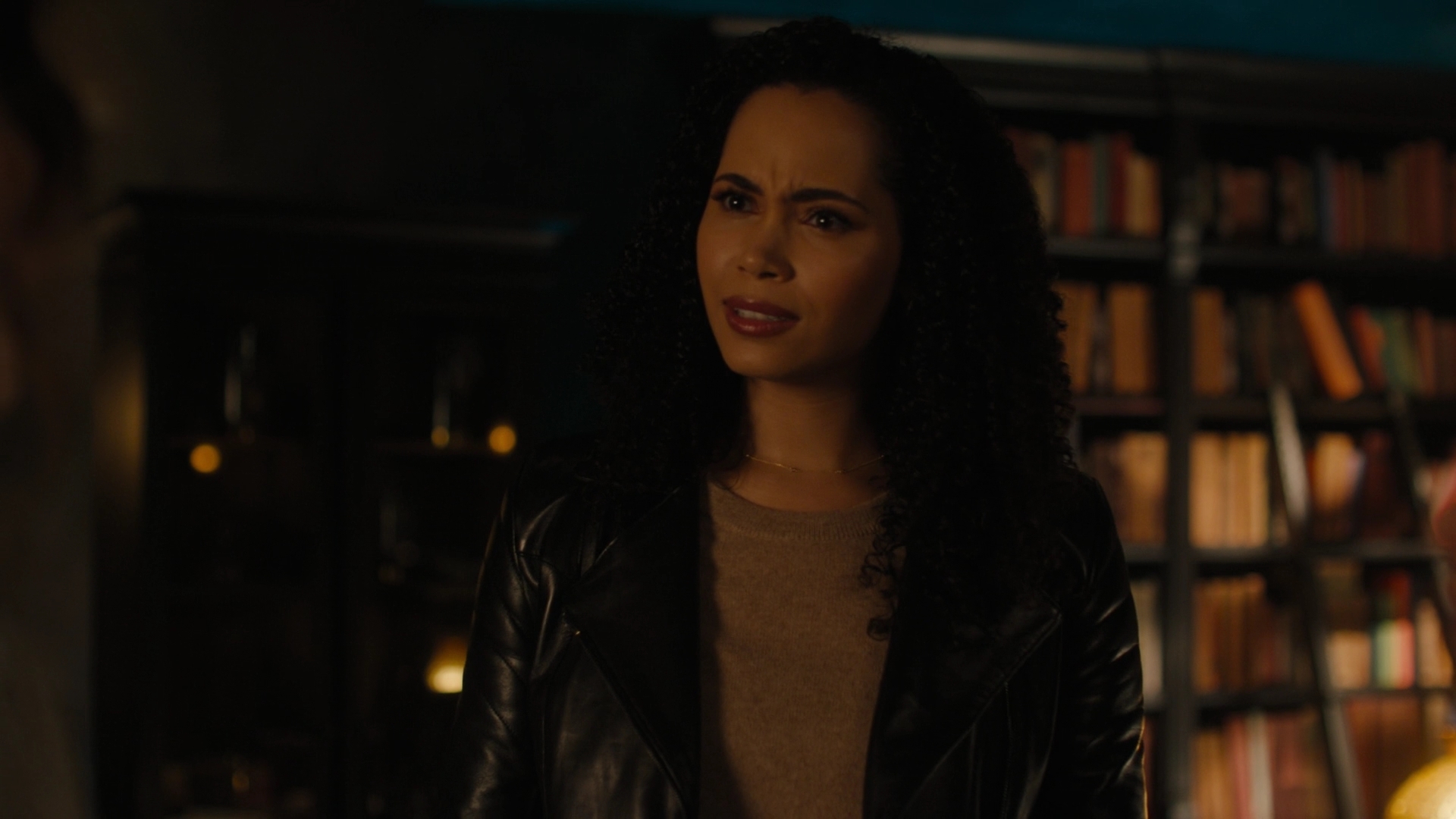 Charmed-Online-dot-nl_Charmed2x11DanceLikeNoOneIsWitching0756.jpg
