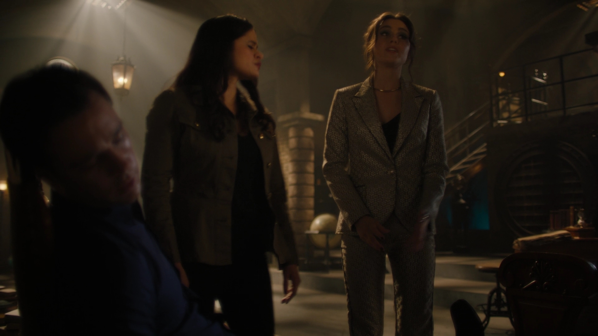 Charmed-Online-dot-nl_Charmed2x11DanceLikeNoOneIsWitching0778.jpg