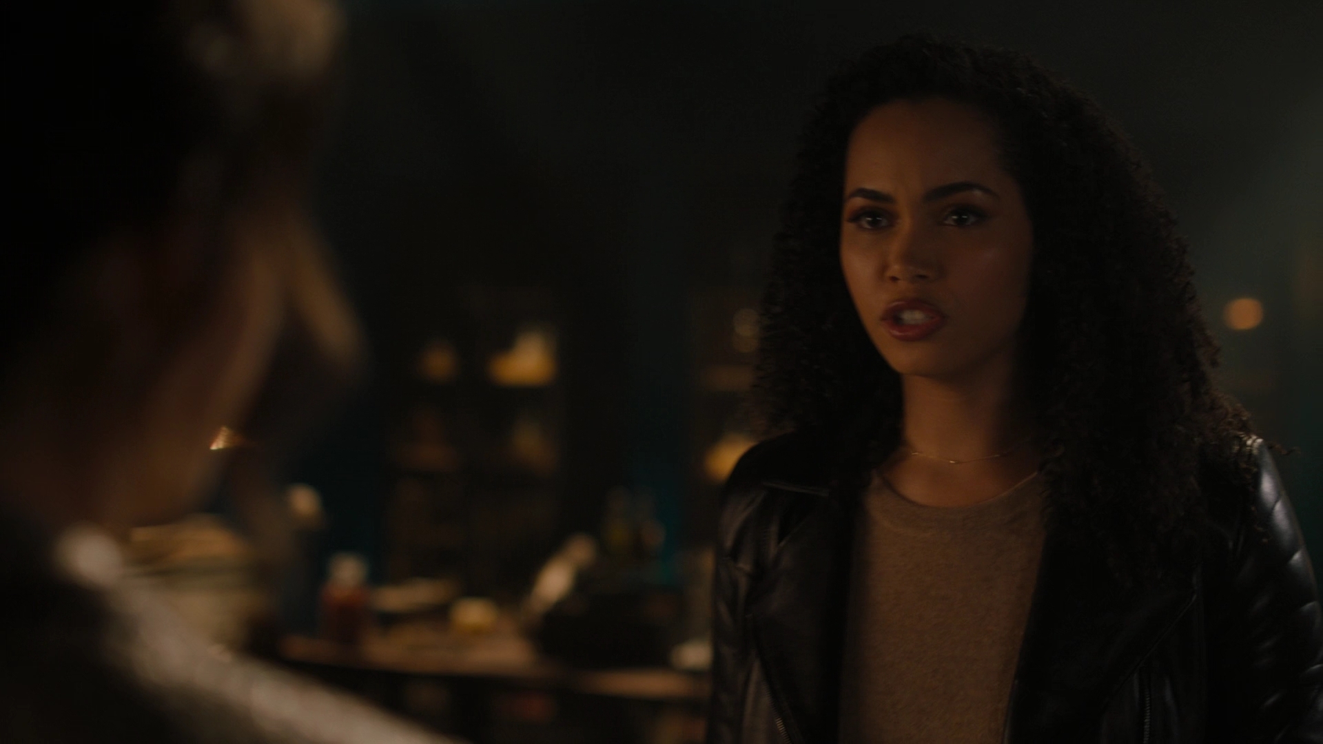 Charmed-Online-dot-nl_Charmed2x11DanceLikeNoOneIsWitching0784.jpg