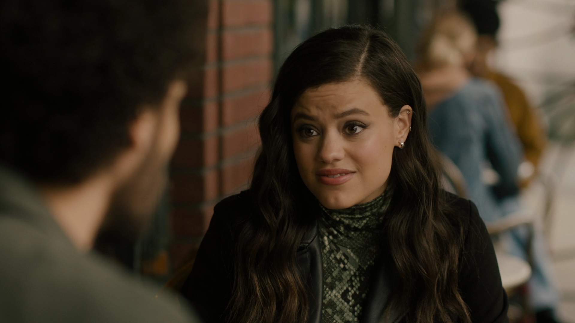 Charmed-Online-dot-nl_Charmed2x11DanceLikeNoOneIsWitching0818.jpg