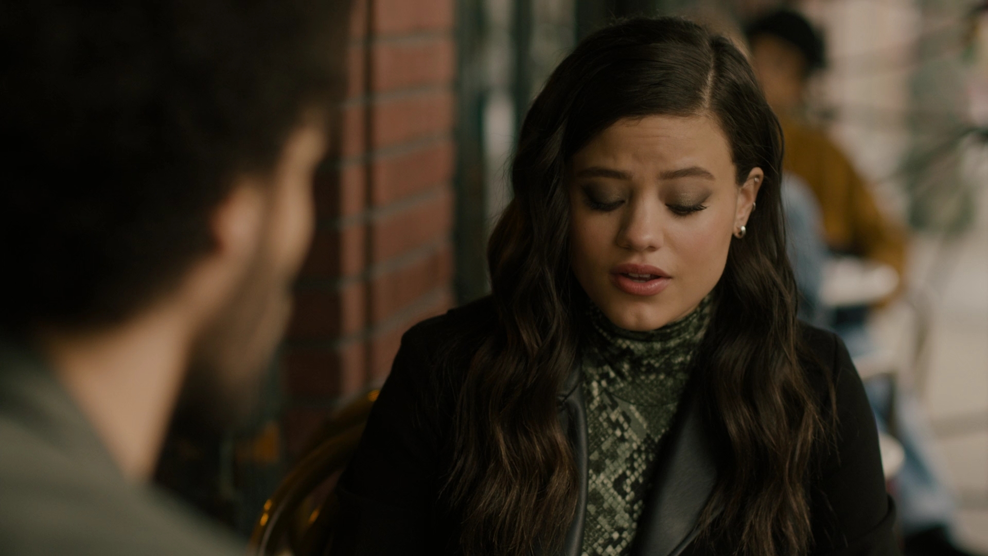 Charmed-Online-dot-nl_Charmed2x11DanceLikeNoOneIsWitching0869.jpg