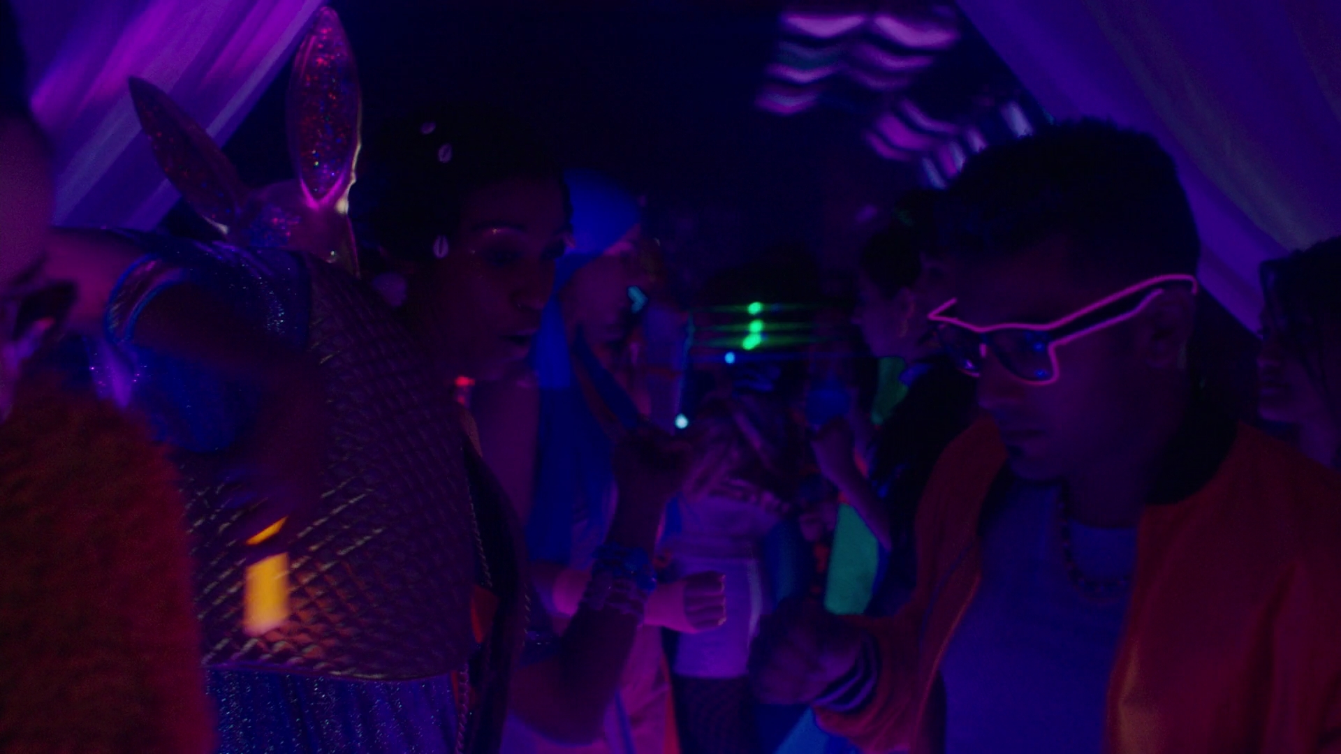 Charmed-Online-dot-nl_Charmed2x11DanceLikeNoOneIsWitching0947.jpg