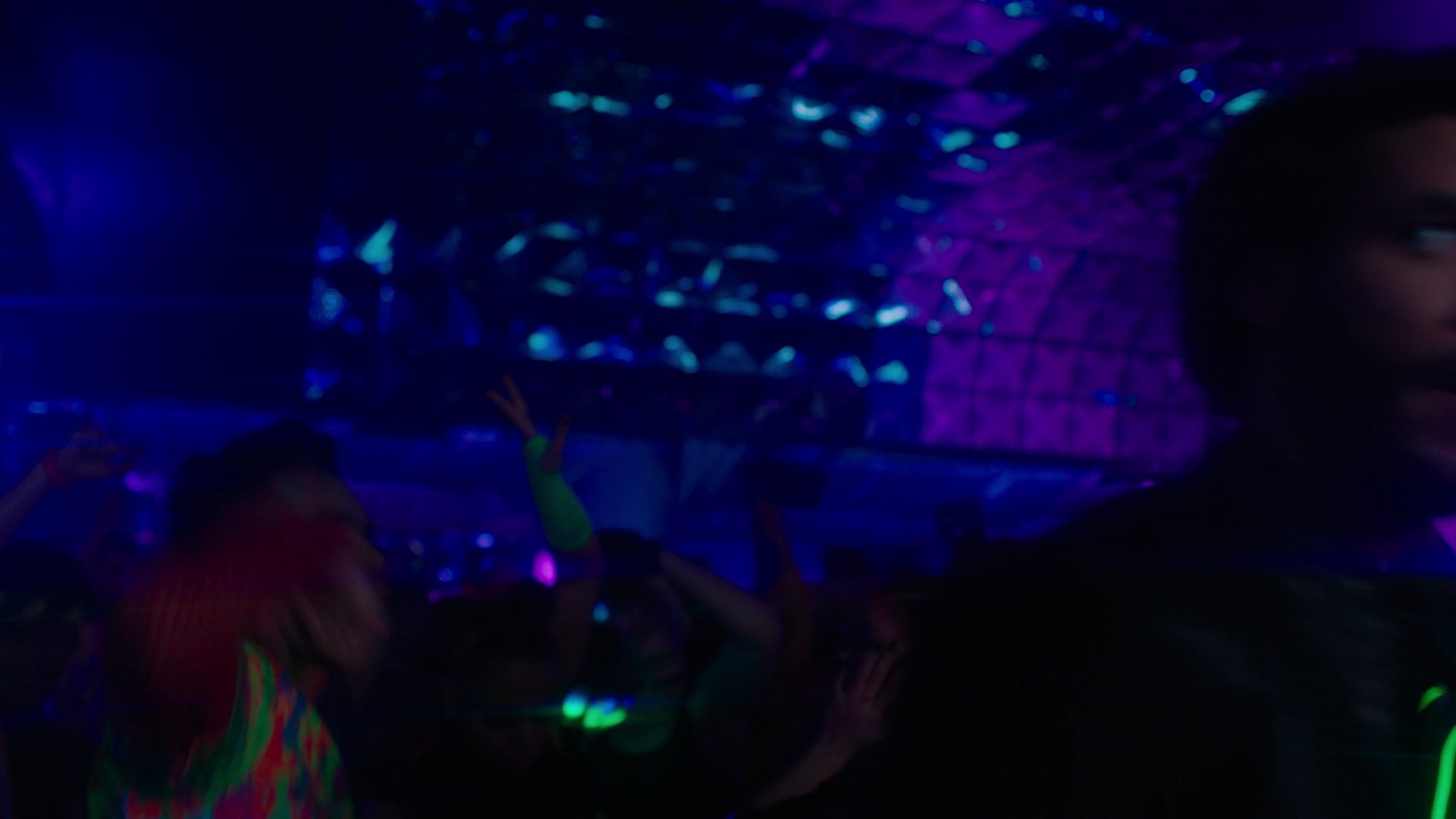 Charmed-Online-dot-nl_Charmed2x11DanceLikeNoOneIsWitching0993.jpg