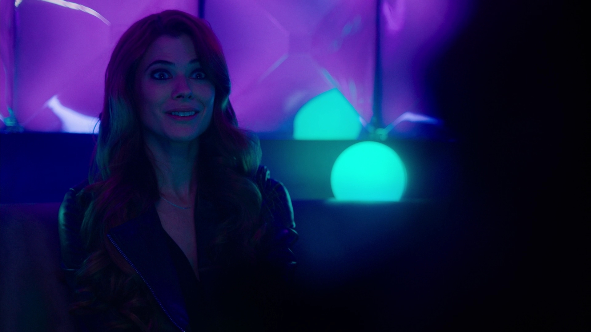 Charmed-Online-dot-nl_Charmed2x11DanceLikeNoOneIsWitching1054.jpg