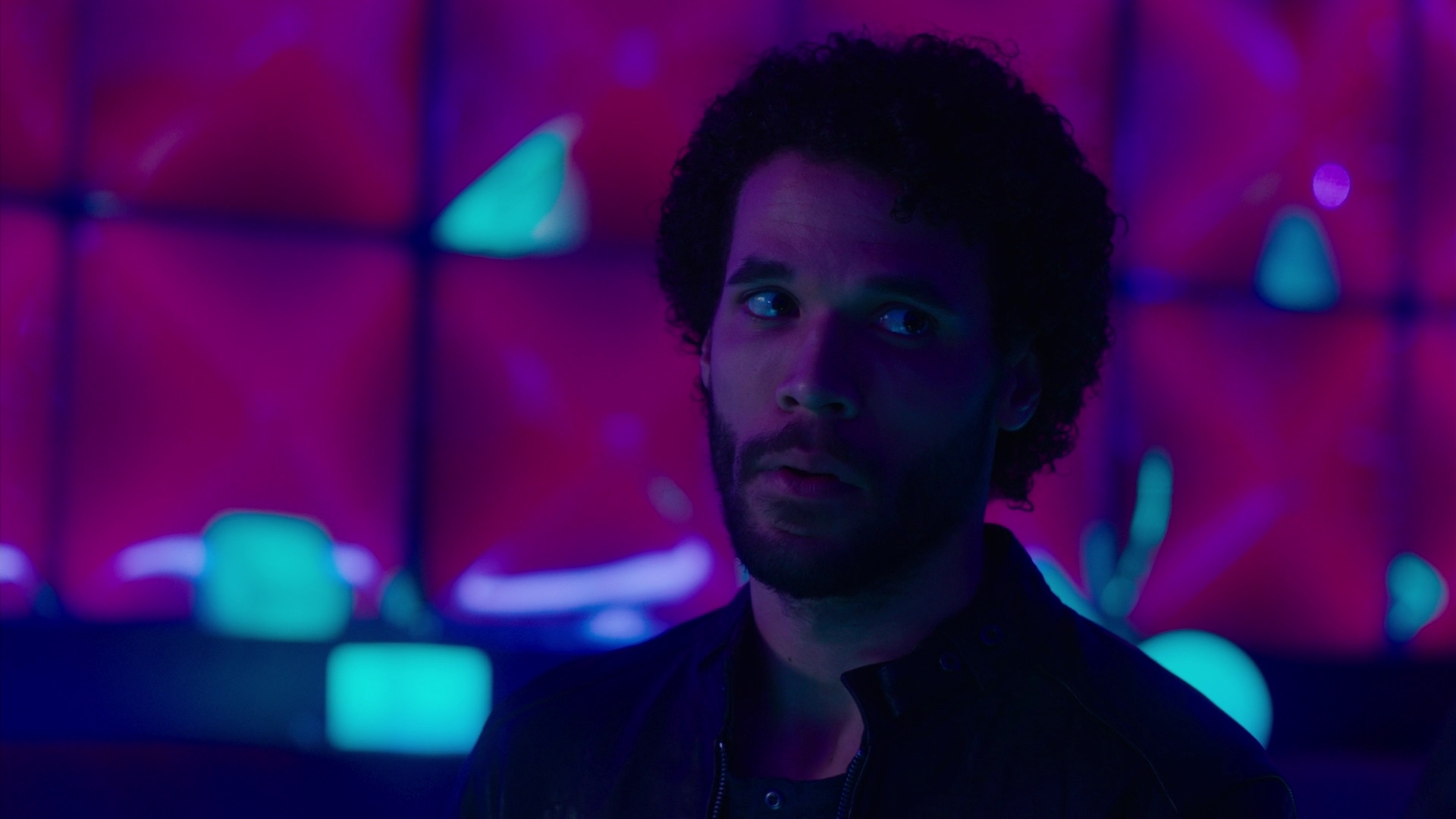 Charmed-Online-dot-nl_Charmed2x11DanceLikeNoOneIsWitching1057.jpg Charmed-Online-dot-nl_Charmed2x11DanceLikeNoOneIsWitching1057.jpg