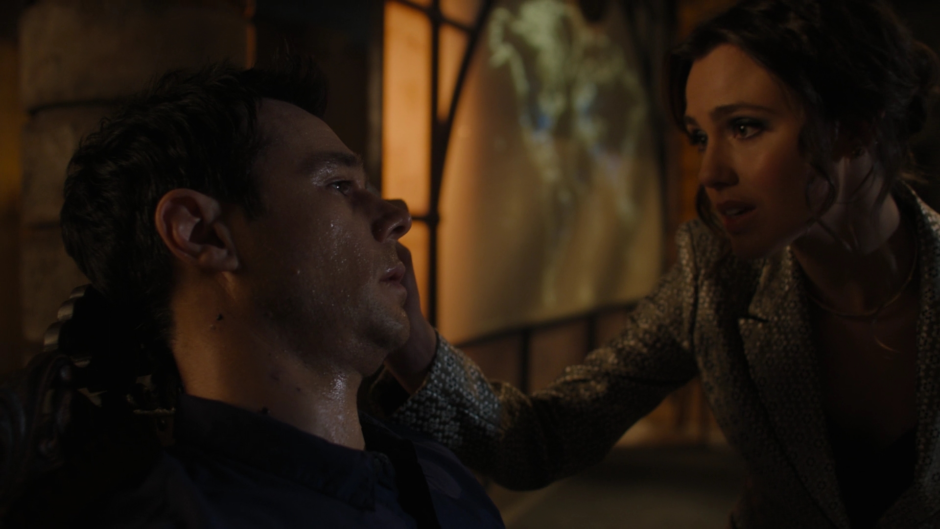Charmed-Online-dot-nl_Charmed2x11DanceLikeNoOneIsWitching1097.jpg