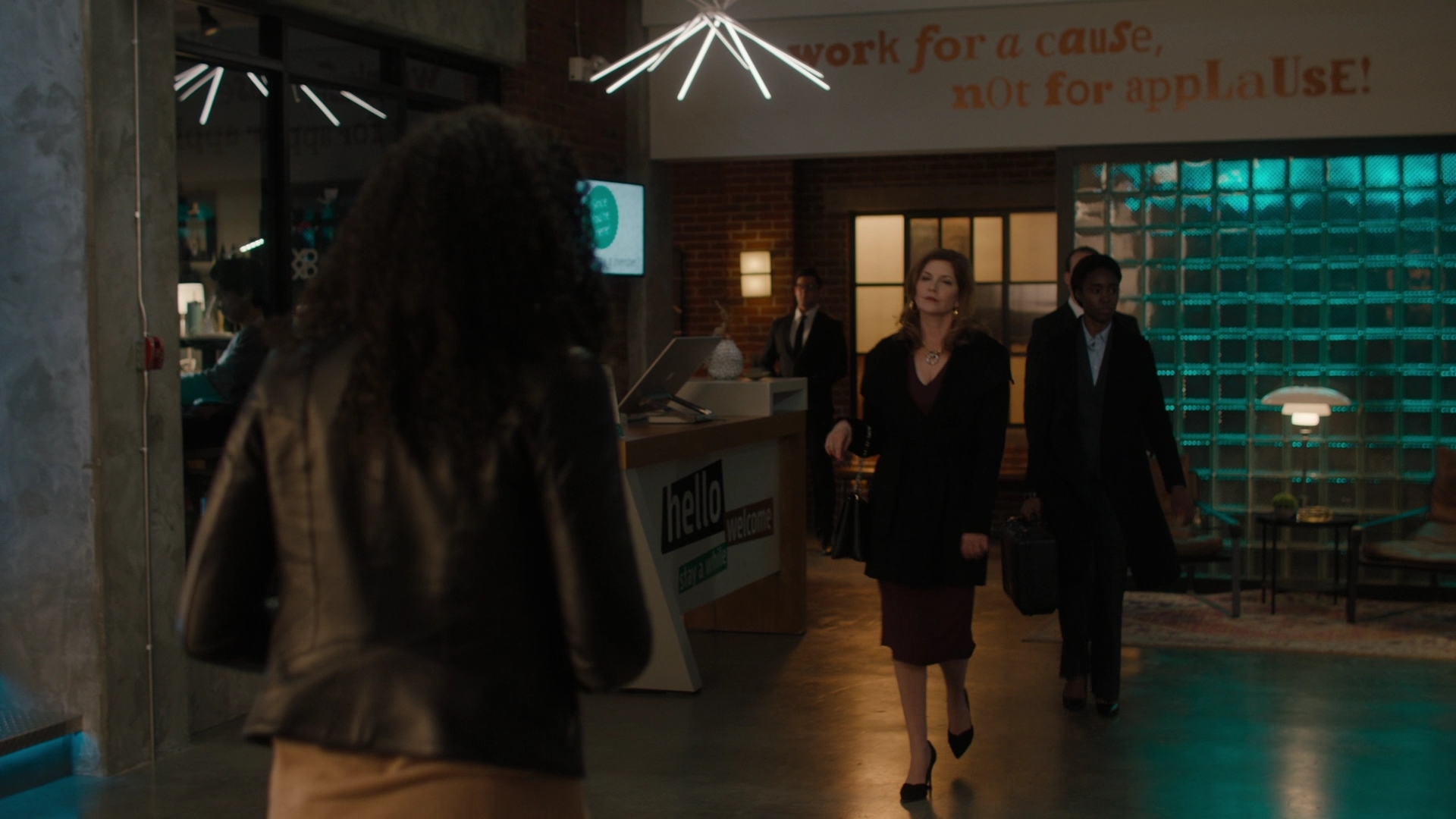 Charmed-Online-dot-nl_Charmed2x11DanceLikeNoOneIsWitching1128.jpg