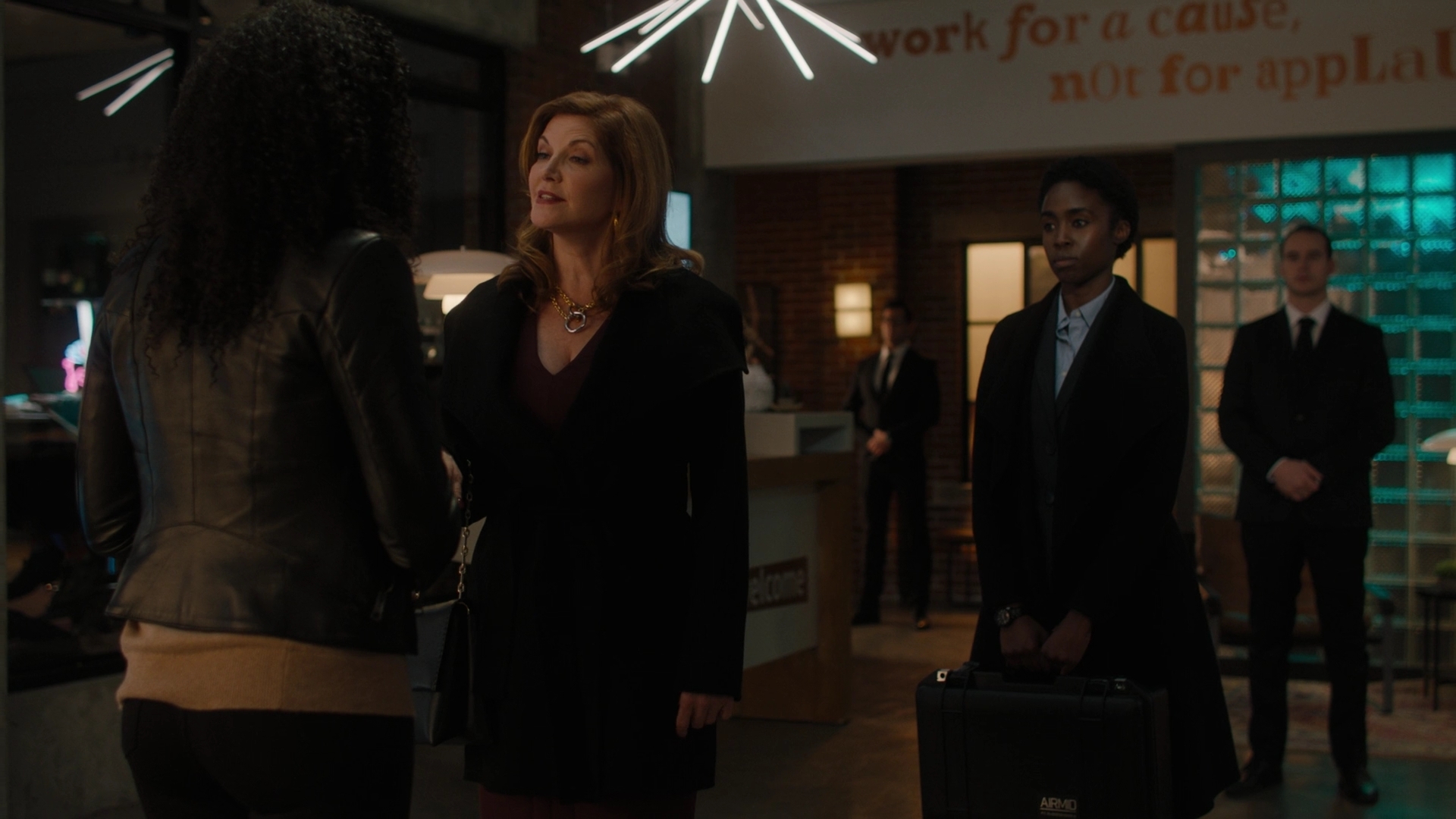 Charmed-Online-dot-nl_Charmed2x11DanceLikeNoOneIsWitching1137.jpg
