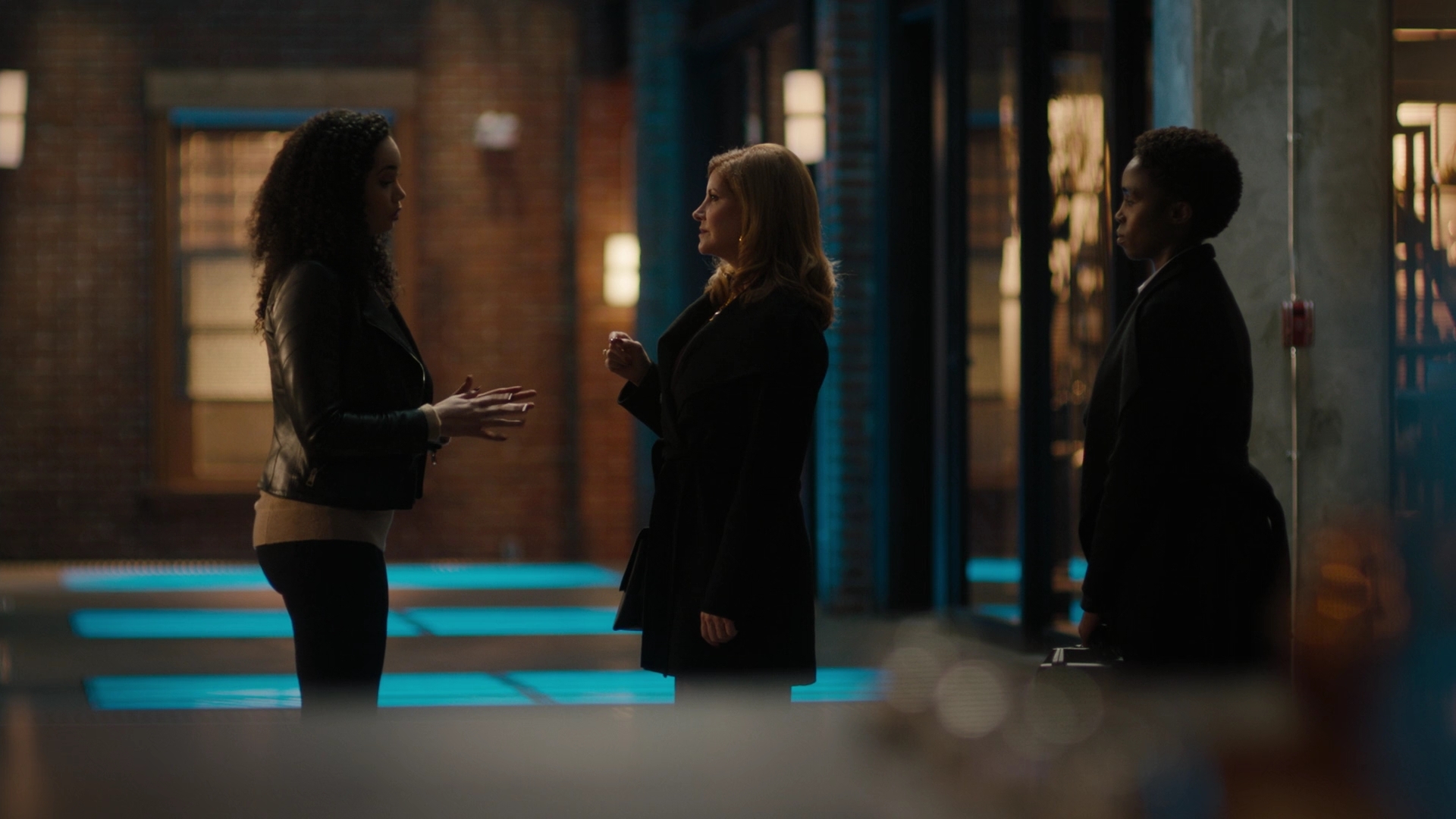 Charmed-Online-dot-nl_Charmed2x11DanceLikeNoOneIsWitching1139.jpg