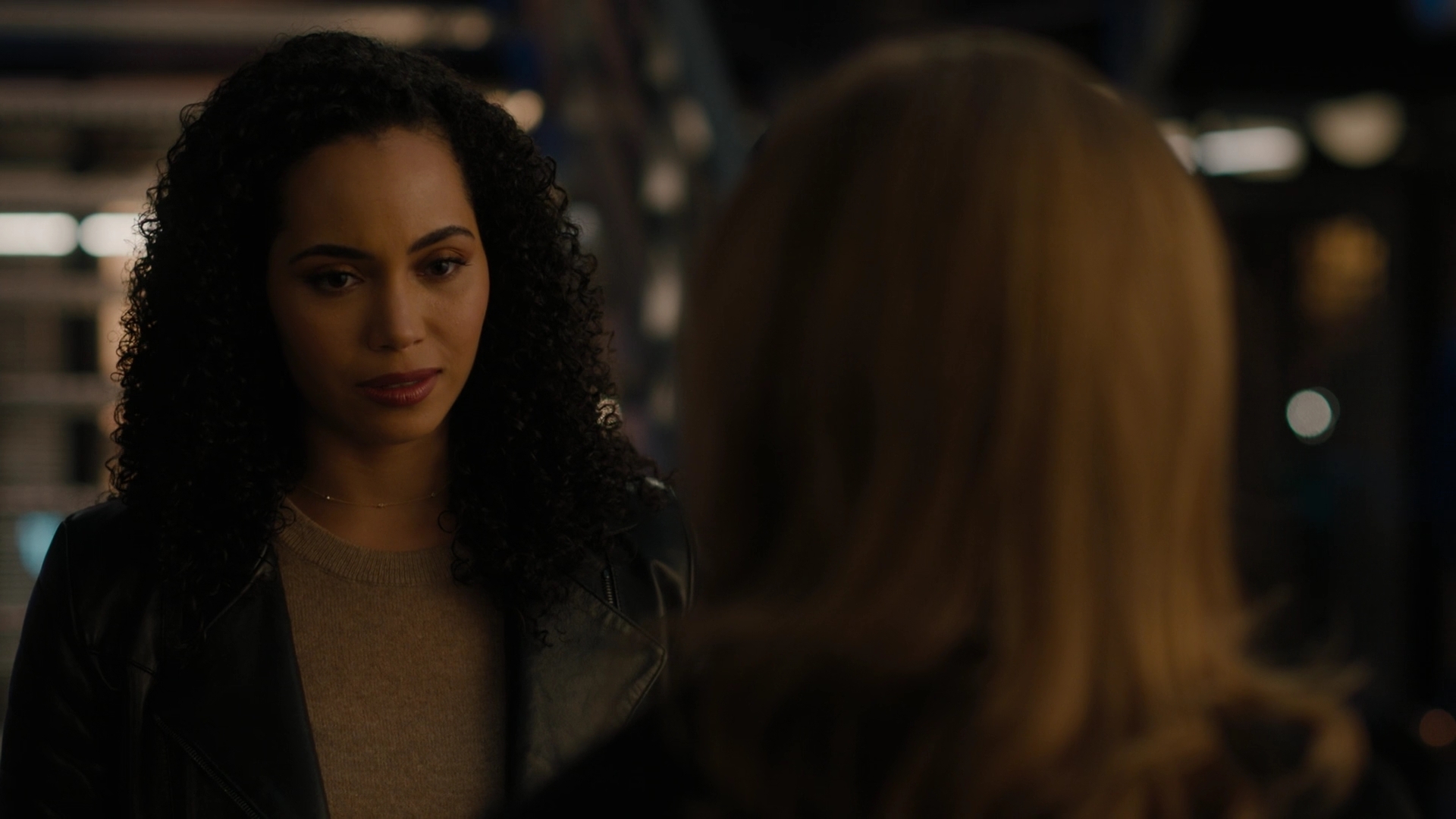 Charmed-Online-dot-nl_Charmed2x11DanceLikeNoOneIsWitching1177.jpg