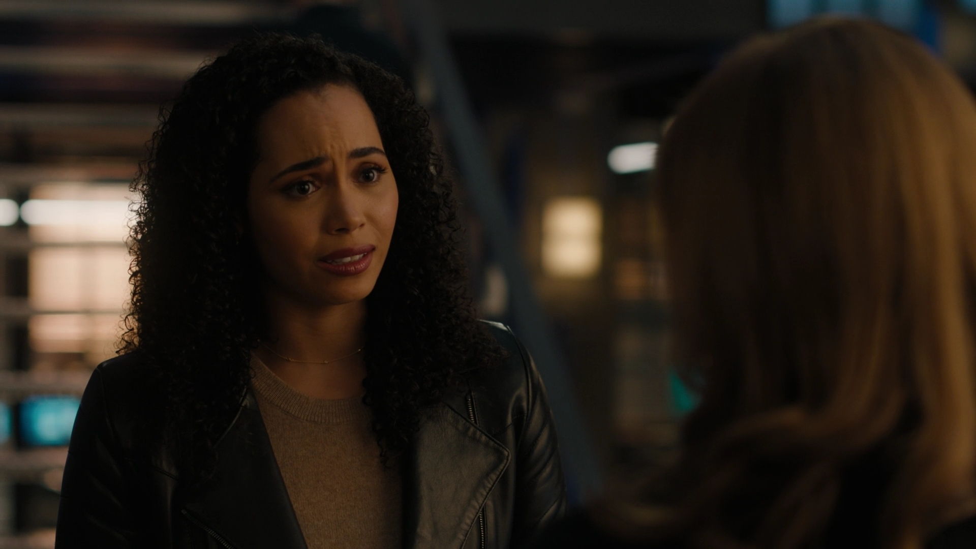 Charmed-Online-dot-nl_Charmed2x11DanceLikeNoOneIsWitching1209.jpg