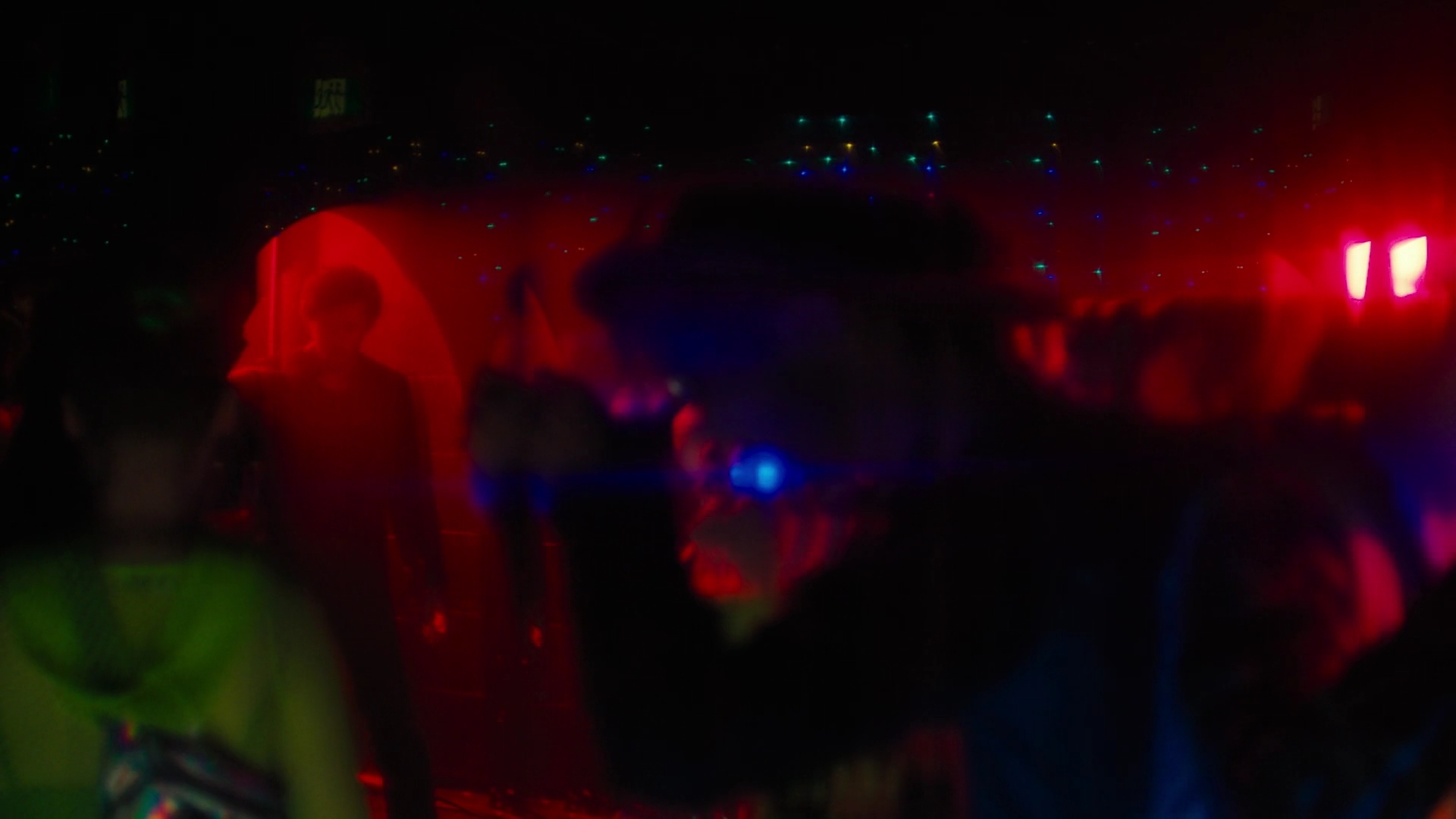 Charmed-Online-dot-nl_Charmed2x11DanceLikeNoOneIsWitching1242.jpg Charmed-Online-dot-nl_Charmed2x11DanceLikeNoOneIsWitching1242.jpg