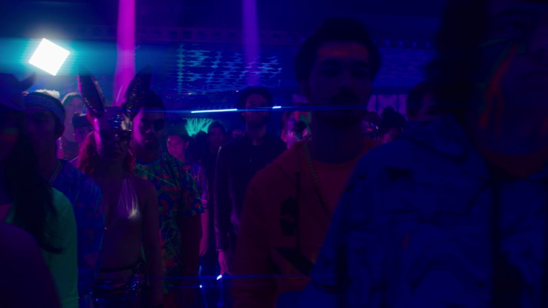 Charmed-Online-dot-nl_Charmed2x11DanceLikeNoOneIsWitching1310.jpg Charmed-Online-dot-nl_Charmed2x11DanceLikeNoOneIsWitching1310.jpg