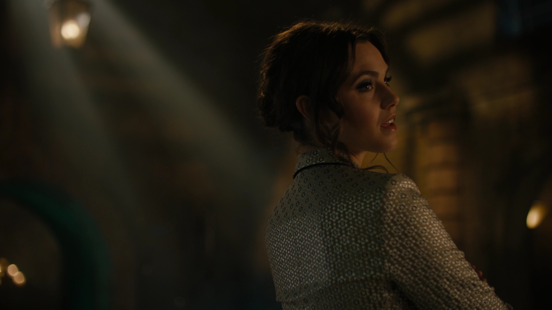 Charmed-Online-dot-nl_Charmed2x11DanceLikeNoOneIsWitching1361.jpg