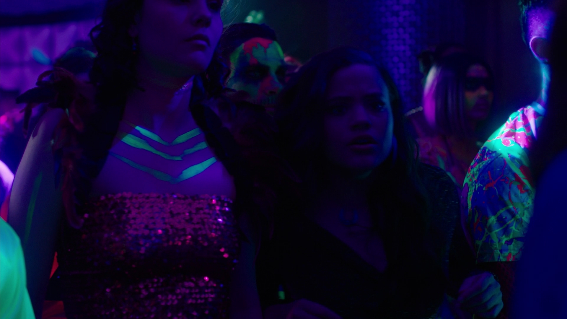 Charmed-Online-dot-nl_Charmed2x11DanceLikeNoOneIsWitching1393.jpg