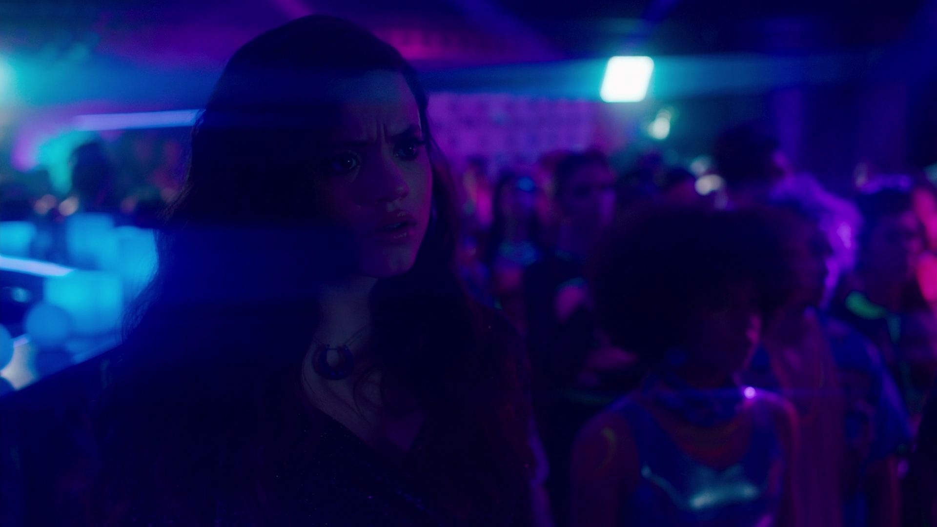 Charmed-Online-dot-nl_Charmed2x11DanceLikeNoOneIsWitching1432.jpg Charmed-Online-dot-nl_Charmed2x11DanceLikeNoOneIsWitching1432.jpg