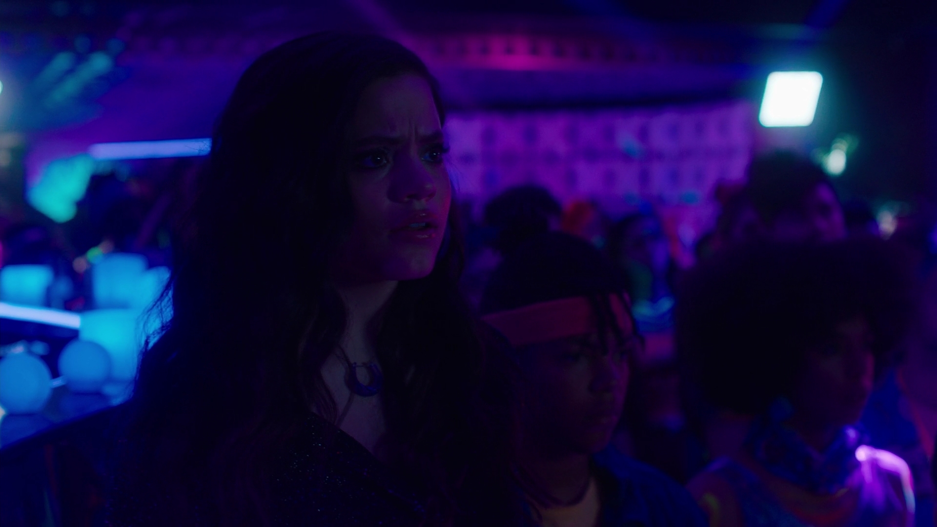 Charmed-Online-dot-nl_Charmed2x11DanceLikeNoOneIsWitching1461.jpg Charmed-Online-dot-nl_Charmed2x11DanceLikeNoOneIsWitching1461.jpg