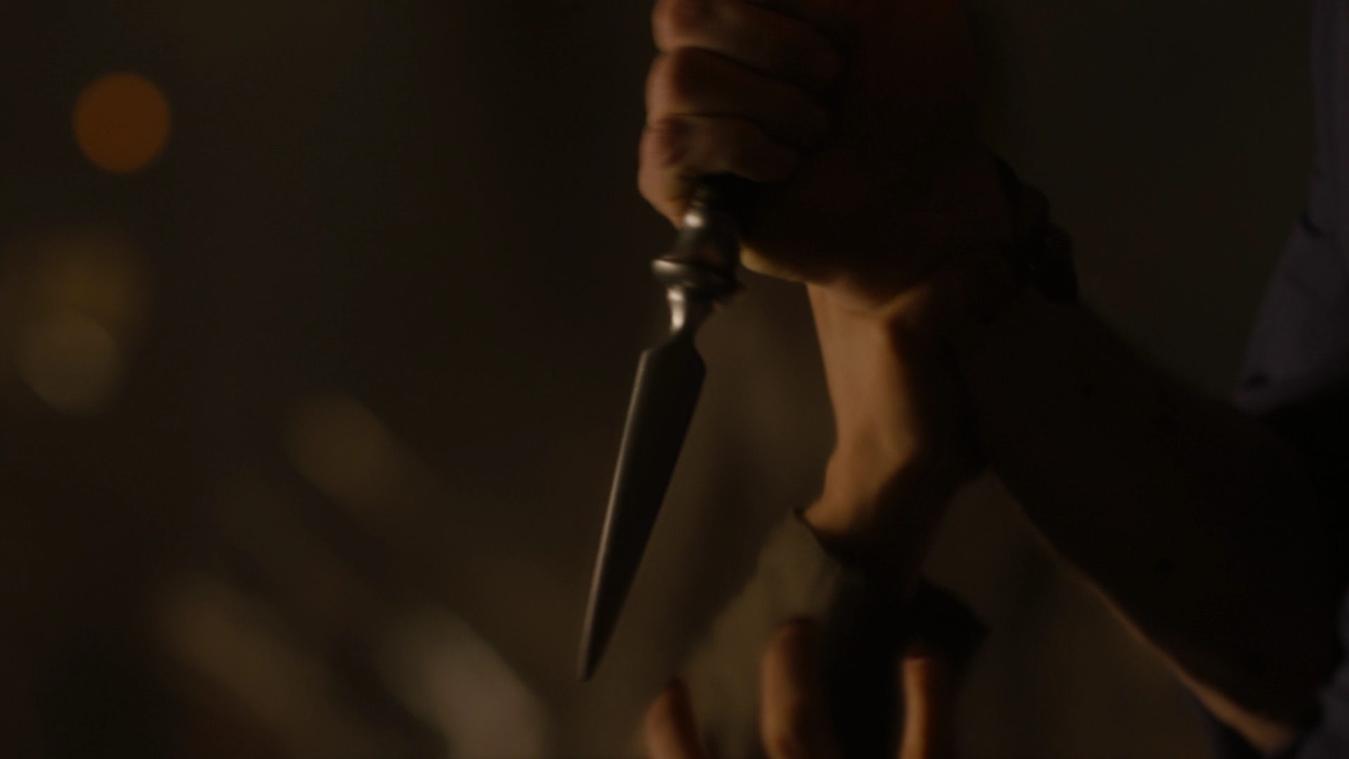 Charmed-Online-dot-nl_Charmed2x11DanceLikeNoOneIsWitching1515.jpg Charmed-Online-dot-nl_Charmed2x11DanceLikeNoOneIsWitching1515.jpg