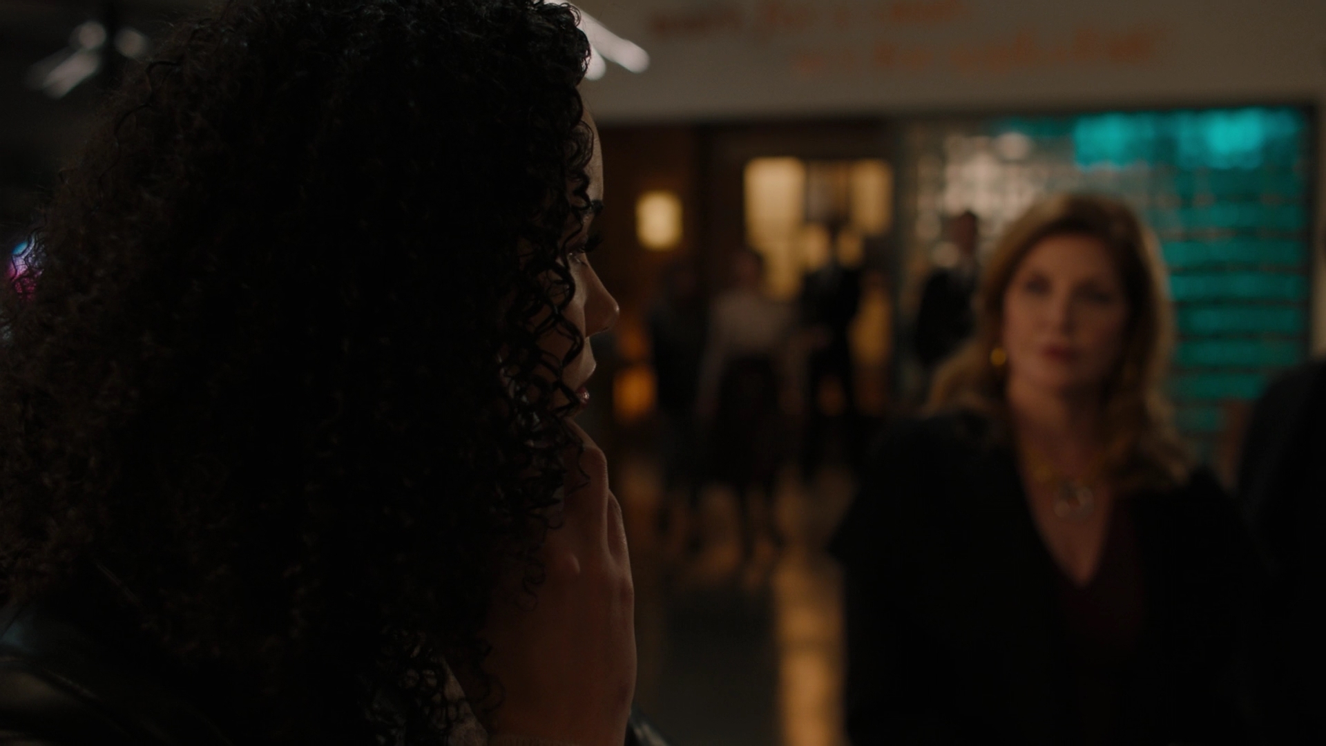 Charmed-Online-dot-nl_Charmed2x11DanceLikeNoOneIsWitching1546.jpg