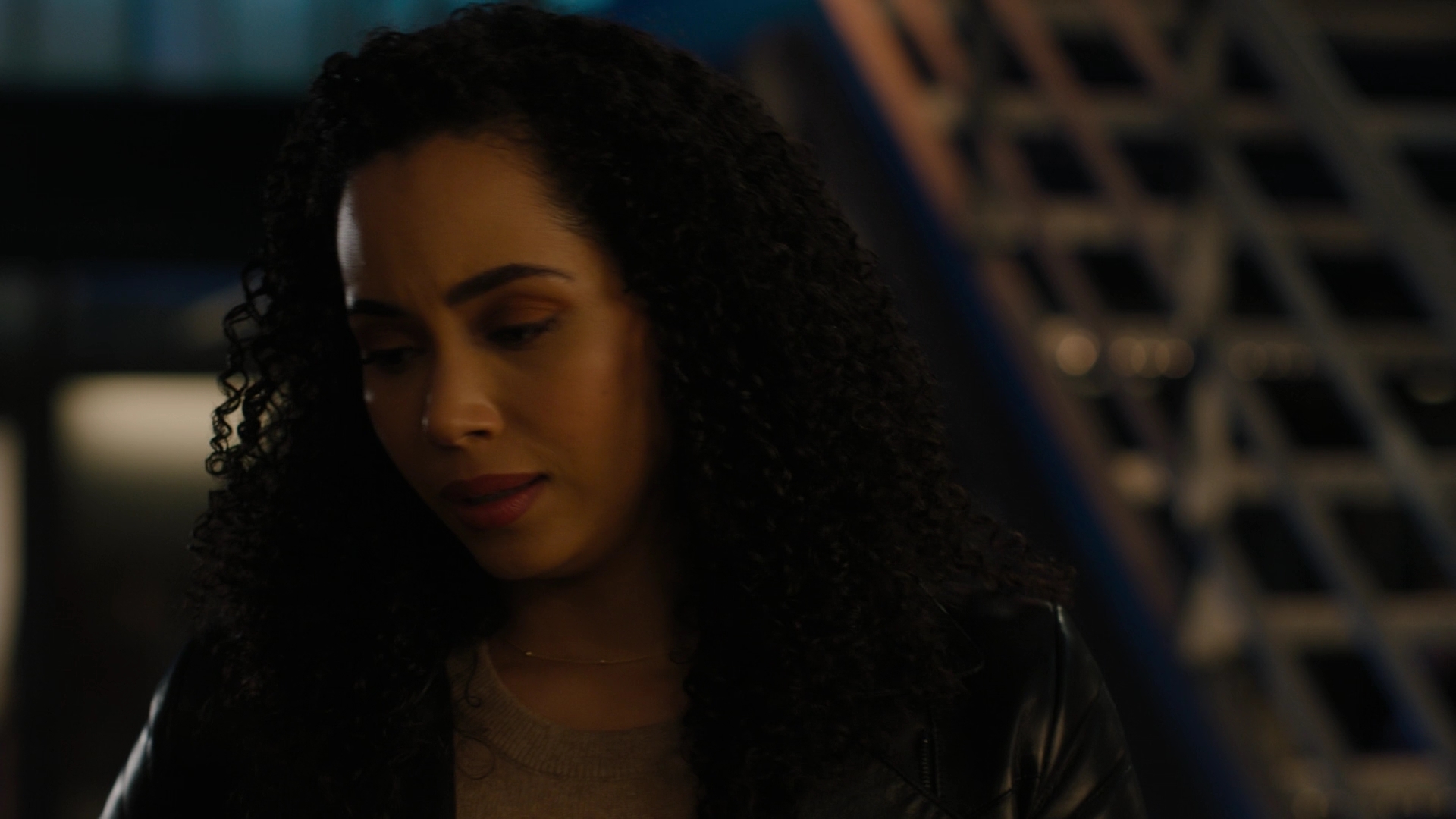 Charmed-Online-dot-nl_Charmed2x11DanceLikeNoOneIsWitching1574.jpg