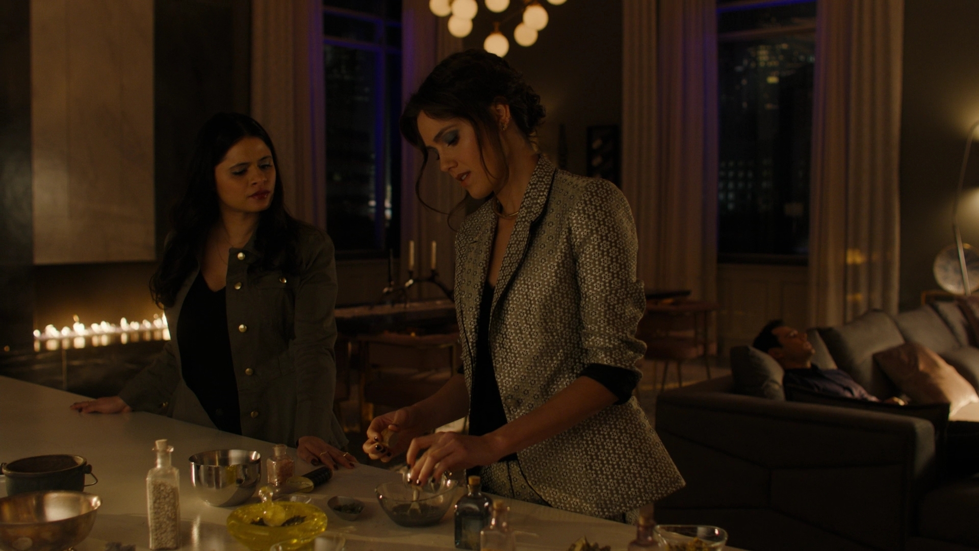 Charmed-Online-dot-nl_Charmed2x11DanceLikeNoOneIsWitching1588.jpg