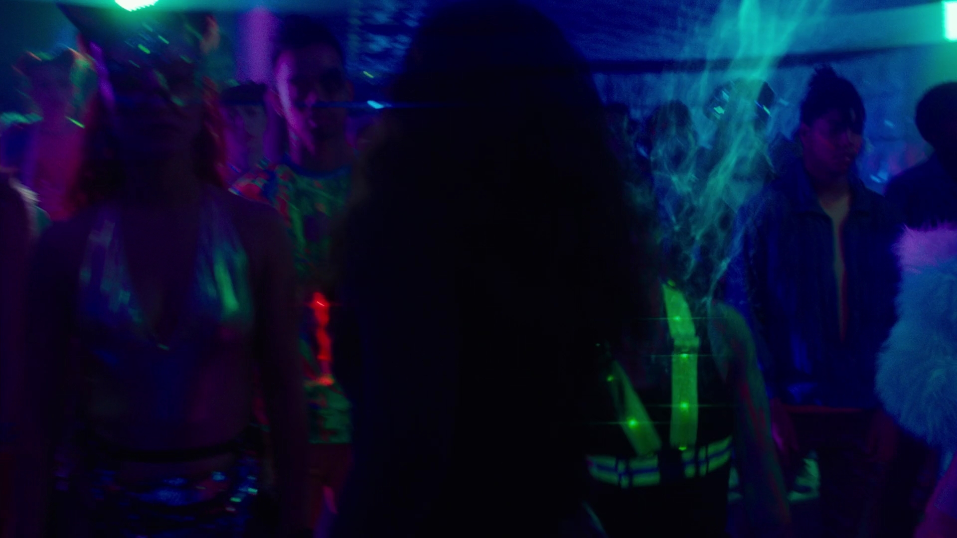 Charmed-Online-dot-nl_Charmed2x11DanceLikeNoOneIsWitching1666.jpg Charmed-Online-dot-nl_Charmed2x11DanceLikeNoOneIsWitching1666.jpg