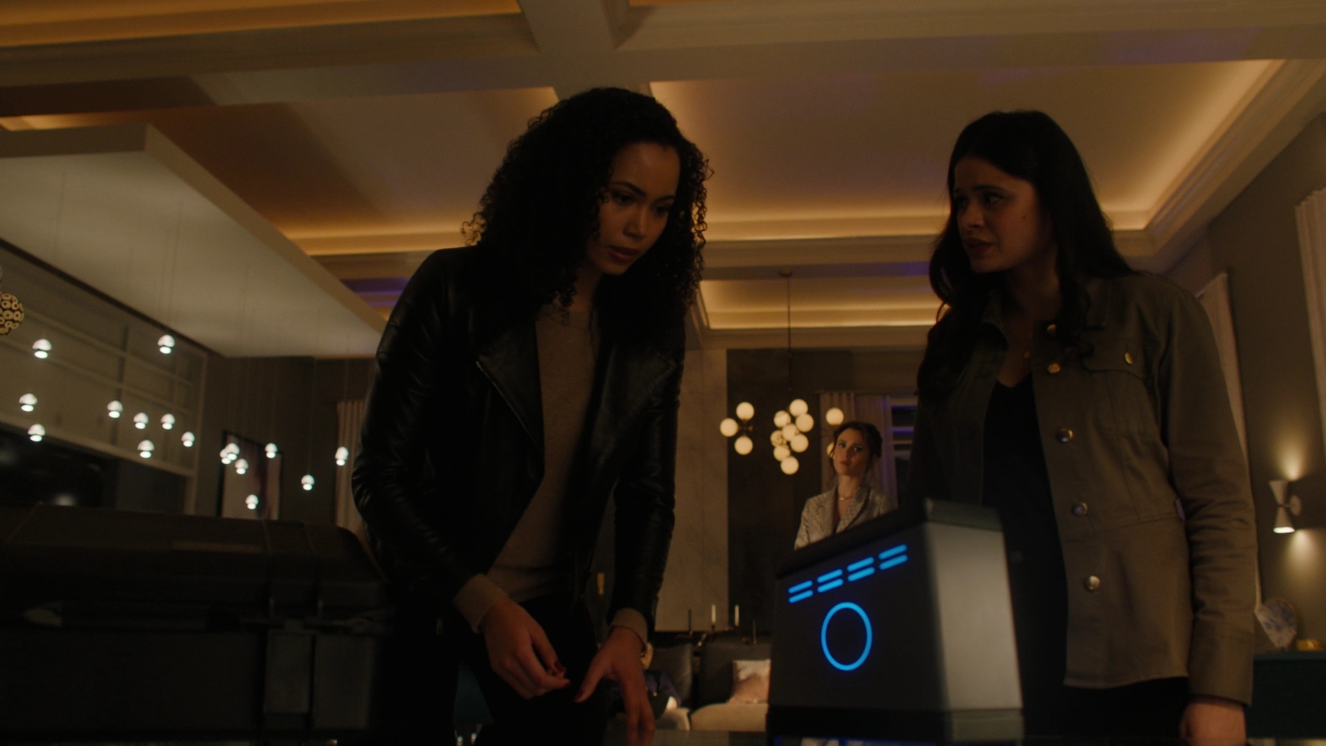 Charmed-Online-dot-nl_Charmed2x11DanceLikeNoOneIsWitching1695.jpg