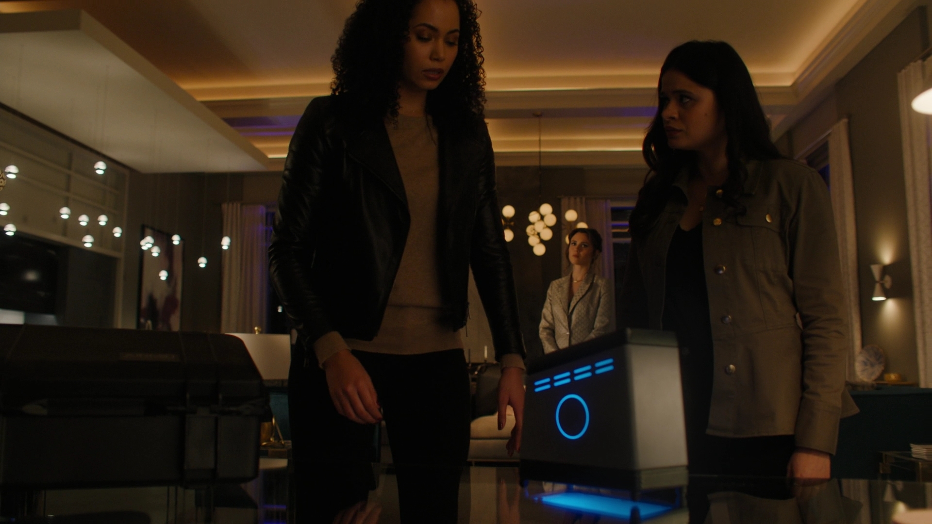 Charmed-Online-dot-nl_Charmed2x11DanceLikeNoOneIsWitching1697.jpg