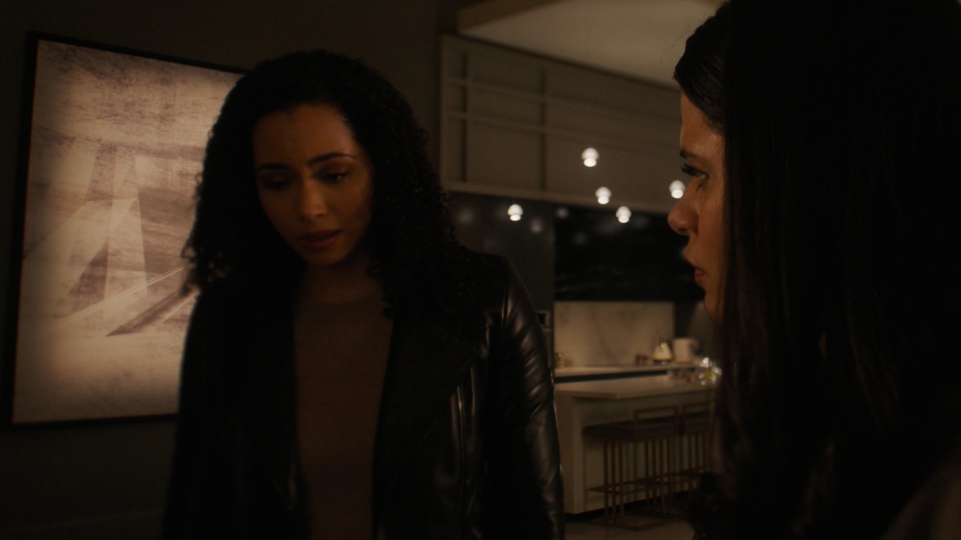 Charmed-Online-dot-nl_Charmed2x11DanceLikeNoOneIsWitching1702.jpg