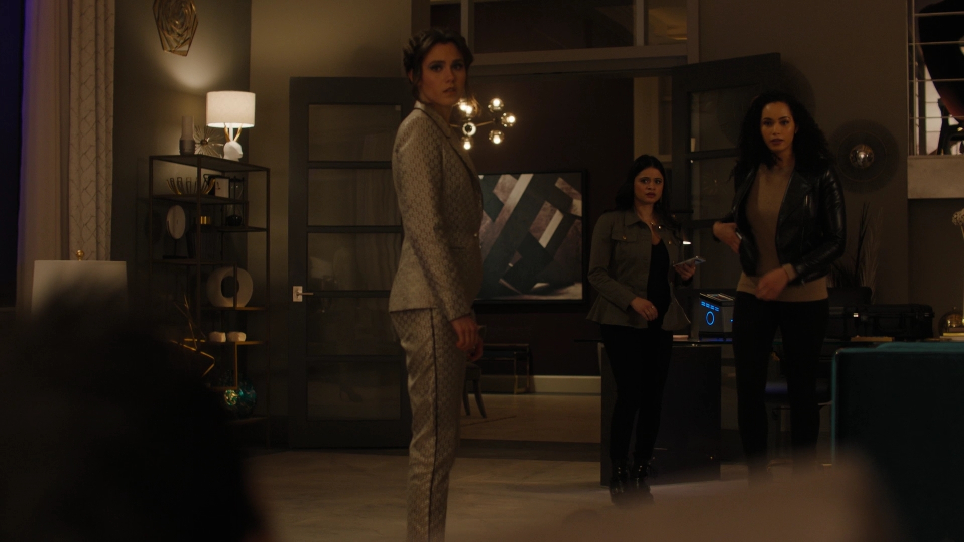 Charmed-Online-dot-nl_Charmed2x11DanceLikeNoOneIsWitching1726.jpg